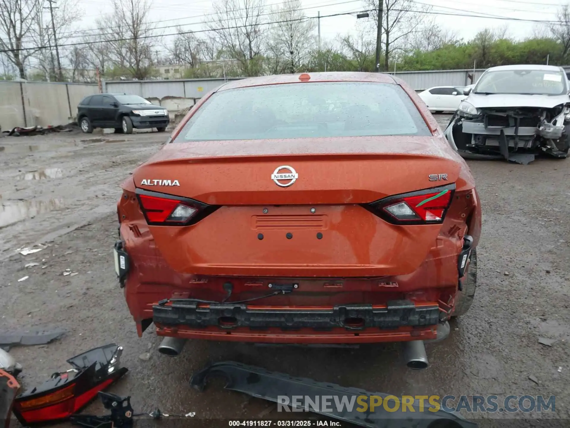 17 Photograph of a damaged car 1N4BL4CV5MN312585 NISSAN ALTIMA 2021