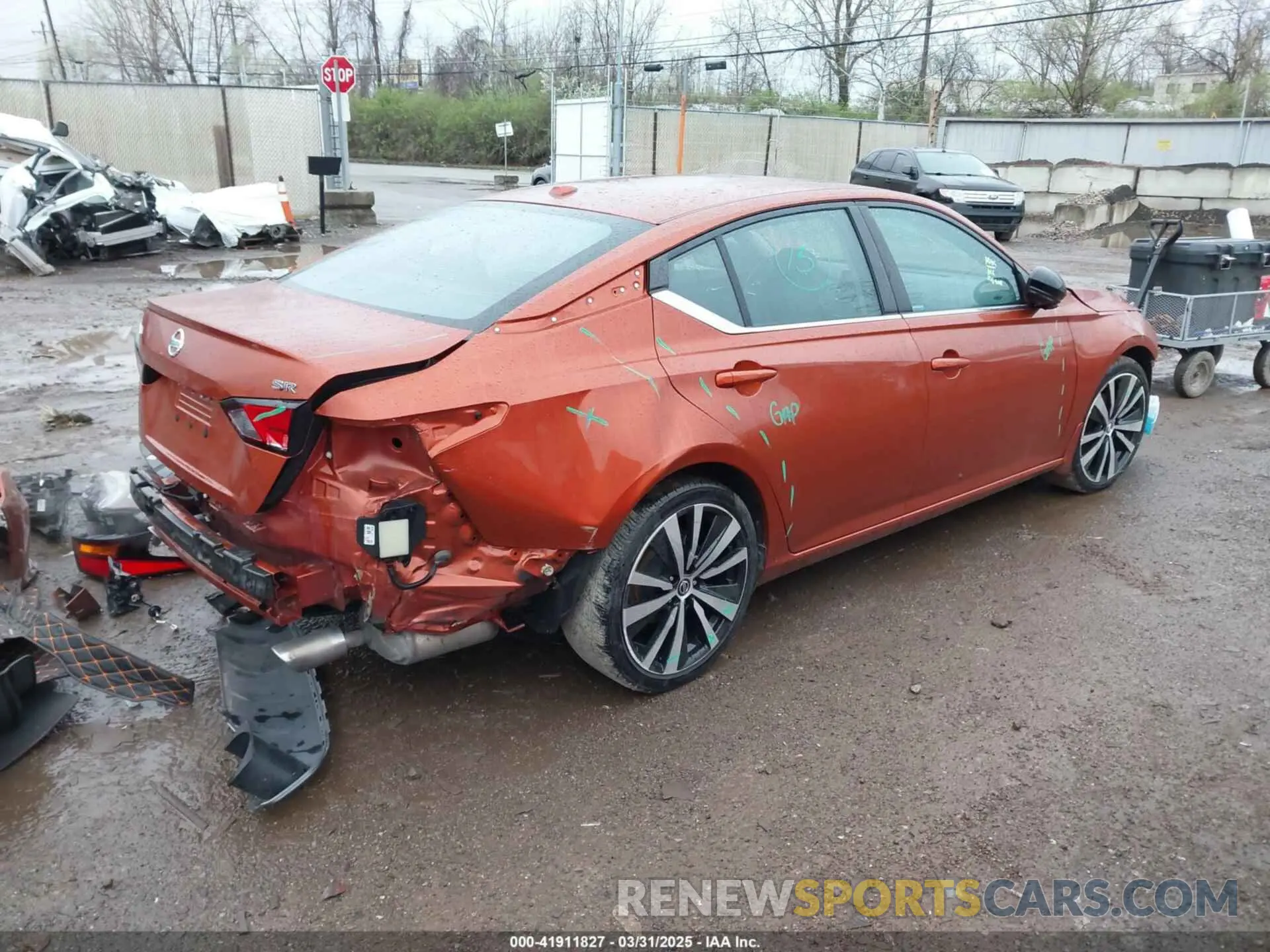 4 Photograph of a damaged car 1N4BL4CV5MN312585 NISSAN ALTIMA 2021