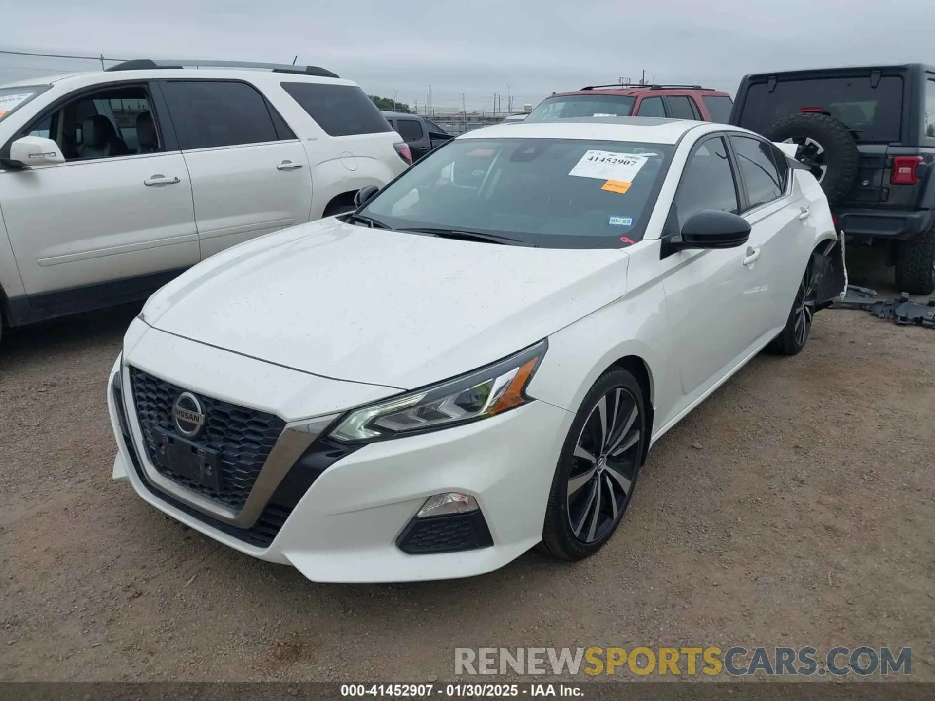 2 Photograph of a damaged car 1N4BL4CV6MN333462 NISSAN ALTIMA 2021