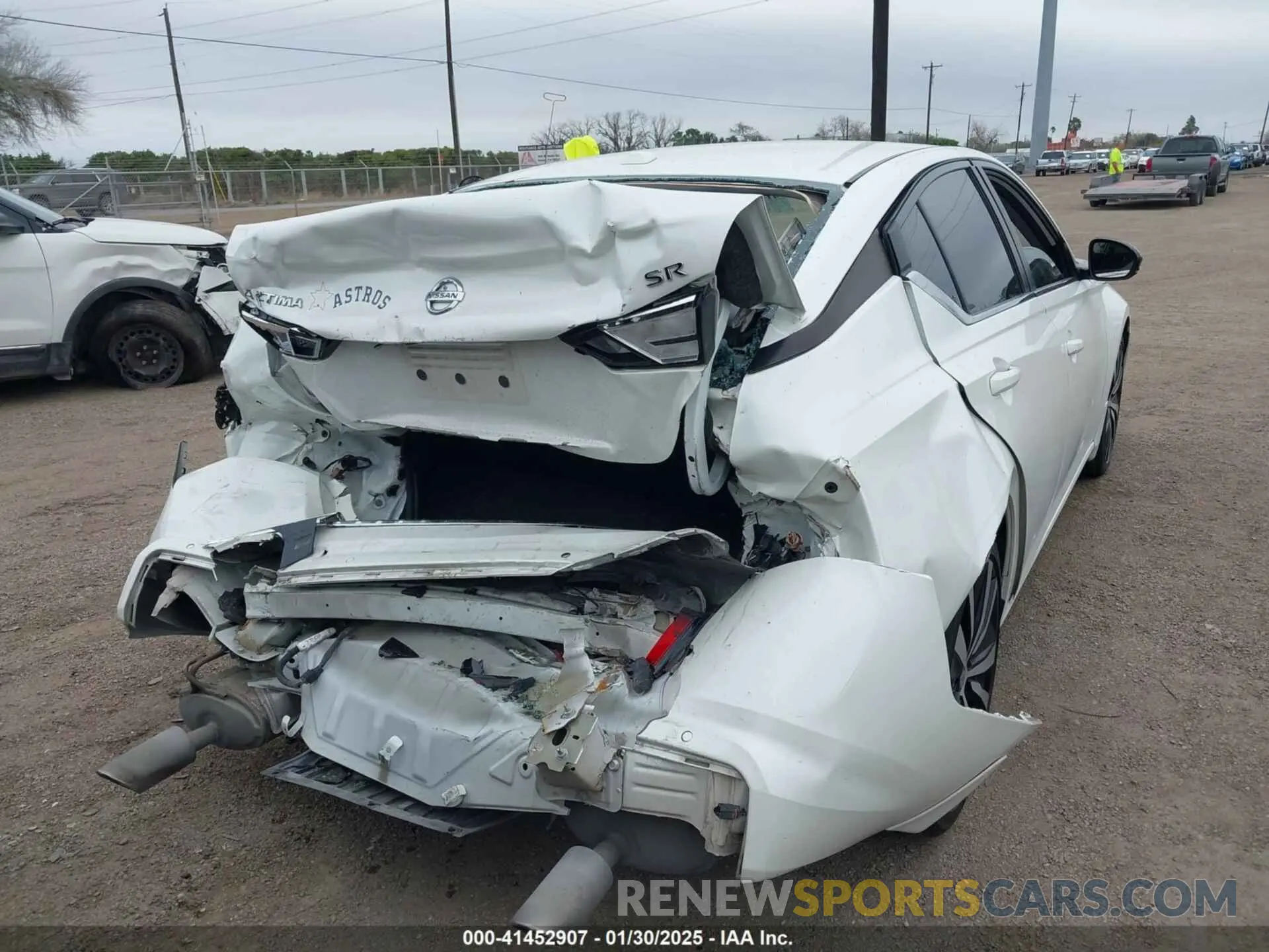 4 Photograph of a damaged car 1N4BL4CV6MN333462 NISSAN ALTIMA 2021