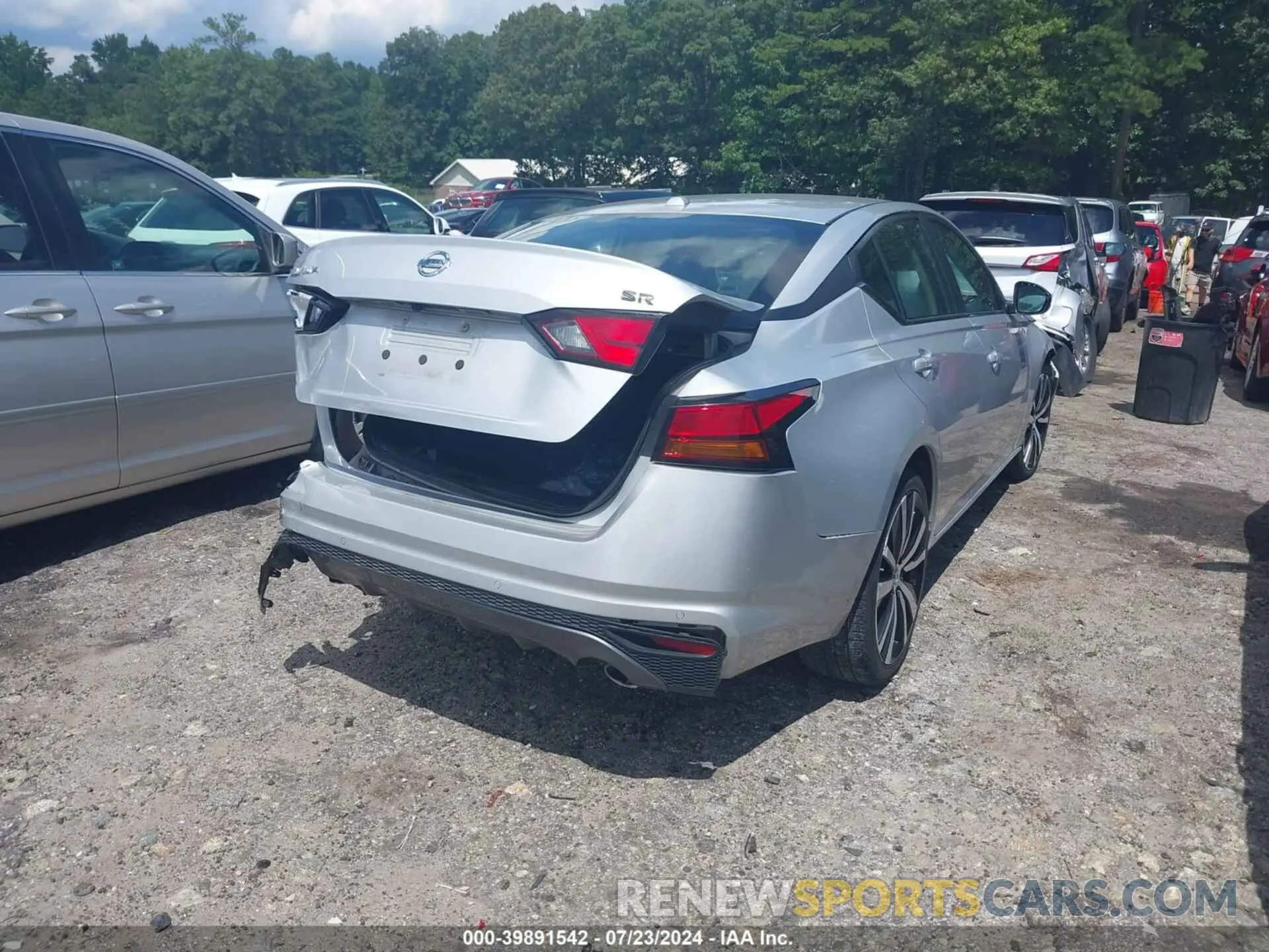 4 Photograph of a damaged car 1N4BL4CV7MN333258 NISSAN ALTIMA 2021