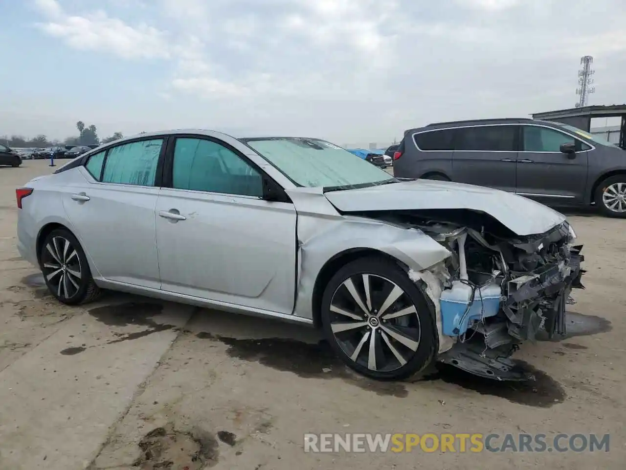 4 Photograph of a damaged car 1N4BL4CV7MN337360 NISSAN ALTIMA 2021