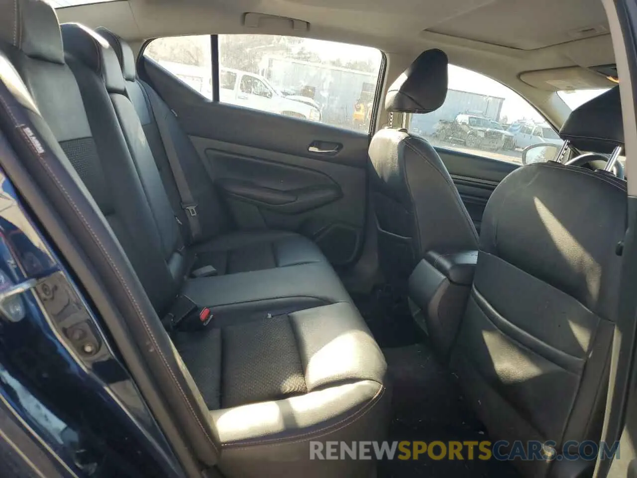 10 Photograph of a damaged car 1N4BL4CV7MN354076 NISSAN ALTIMA 2021