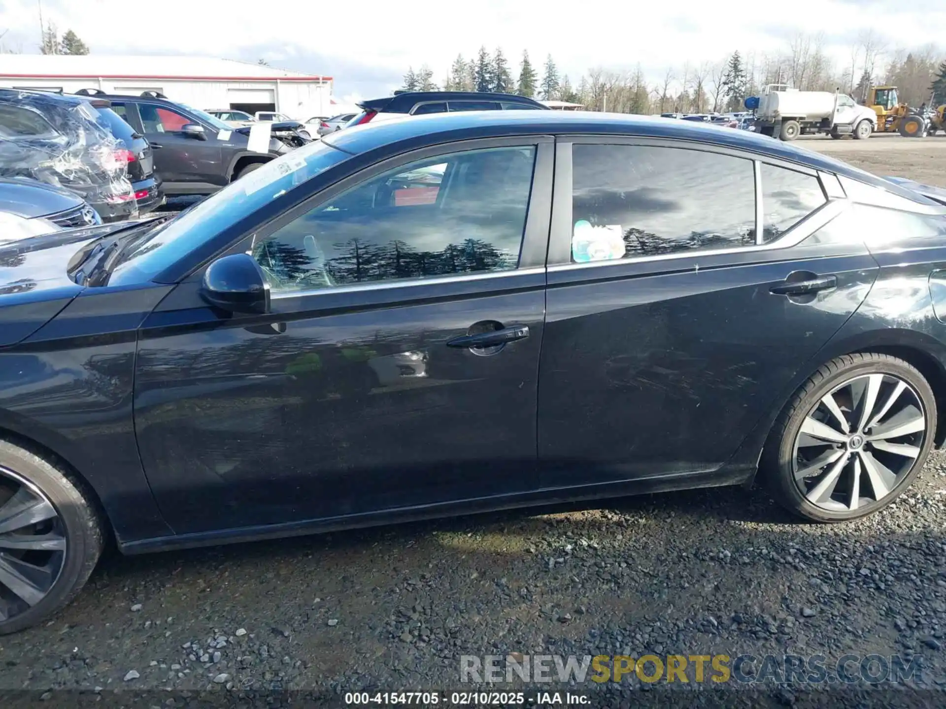 14 Photograph of a damaged car 1N4BL4CV7MN415085 NISSAN ALTIMA 2021