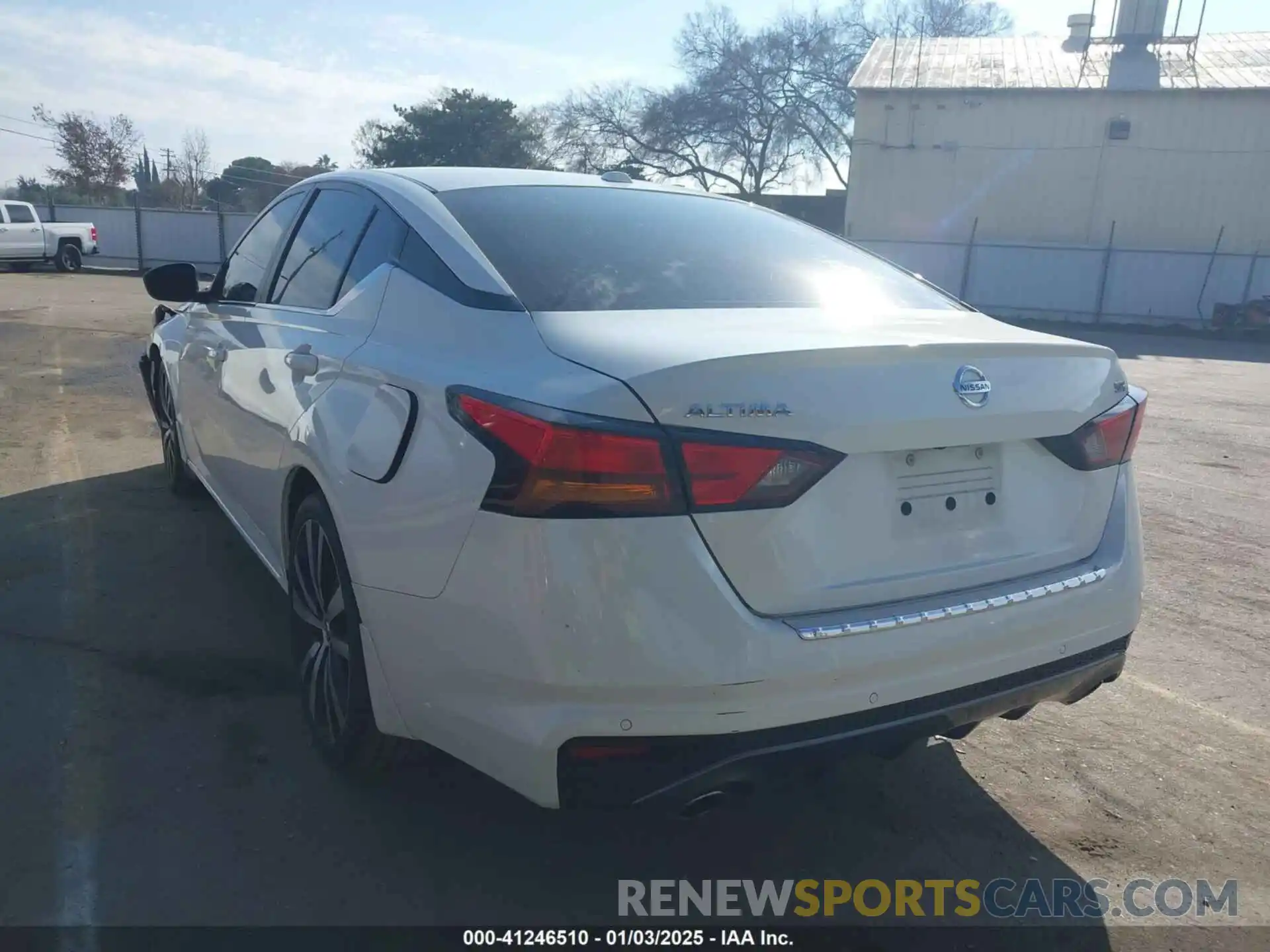 3 Photograph of a damaged car 1N4BL4CV8MN346102 NISSAN ALTIMA 2021