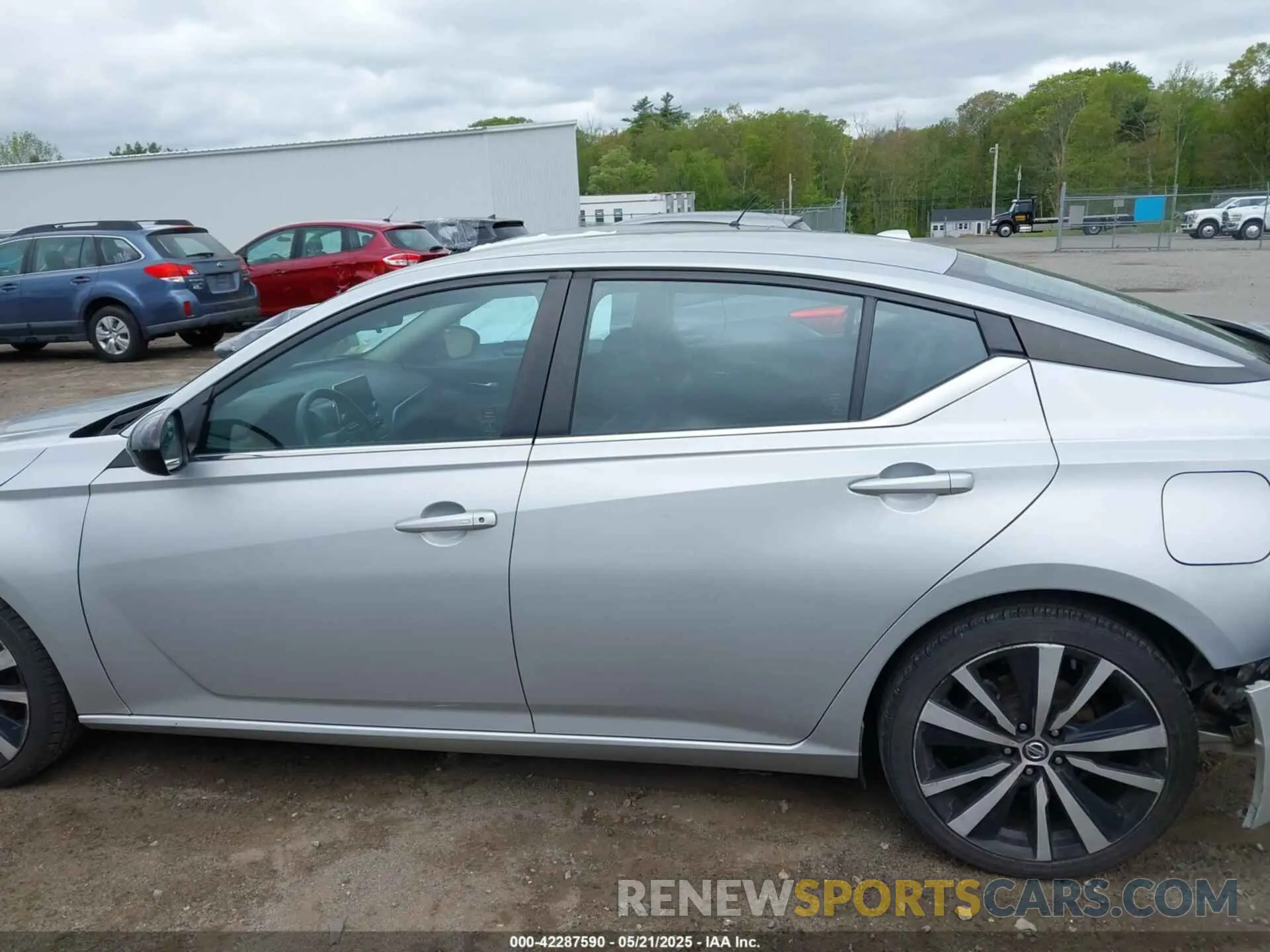 14 Photograph of a damaged car 1N4BL4CV8MN358525 NISSAN ALTIMA 2021