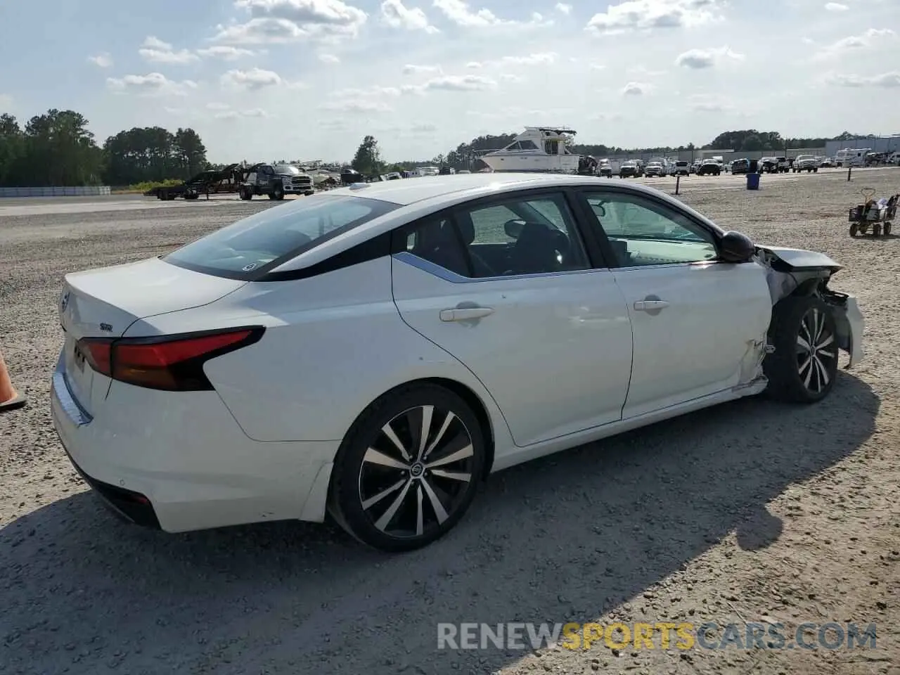 3 Photograph of a damaged car 1N4BL4CV8MN376572 NISSAN ALTIMA 2021
