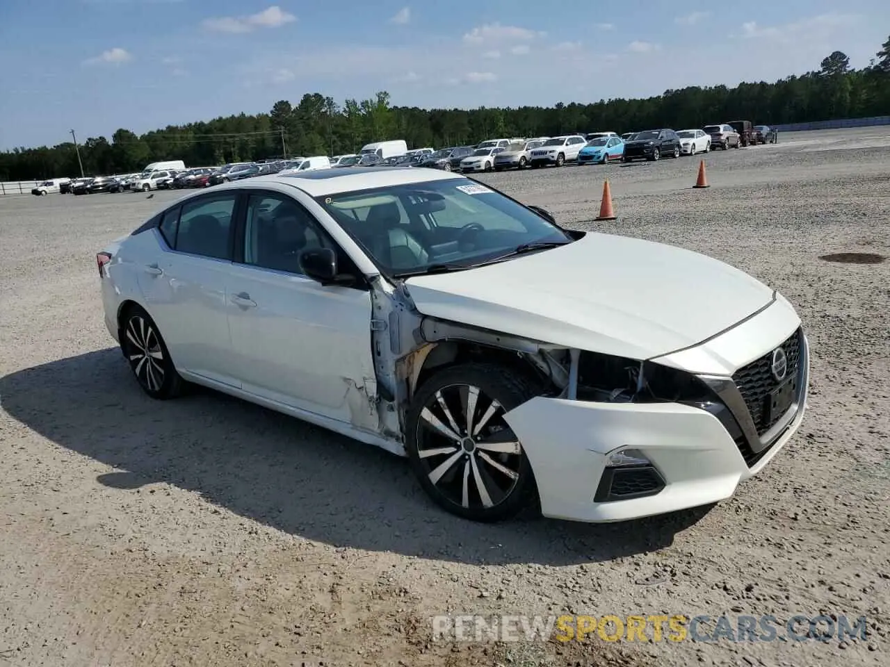 4 Photograph of a damaged car 1N4BL4CV8MN376572 NISSAN ALTIMA 2021