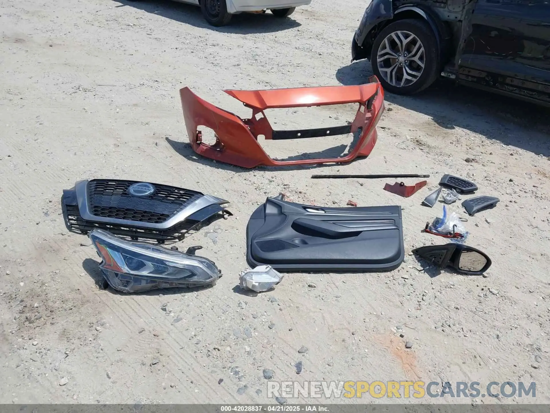 12 Photograph of a damaged car 1N4BL4CV8MN378645 NISSAN ALTIMA 2021