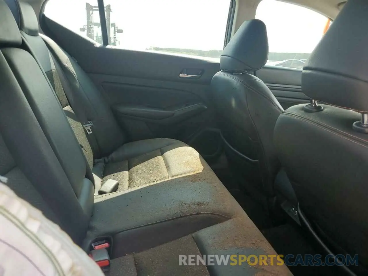10 Photograph of a damaged car 1N4BL4CV8MN403589 NISSAN ALTIMA 2021