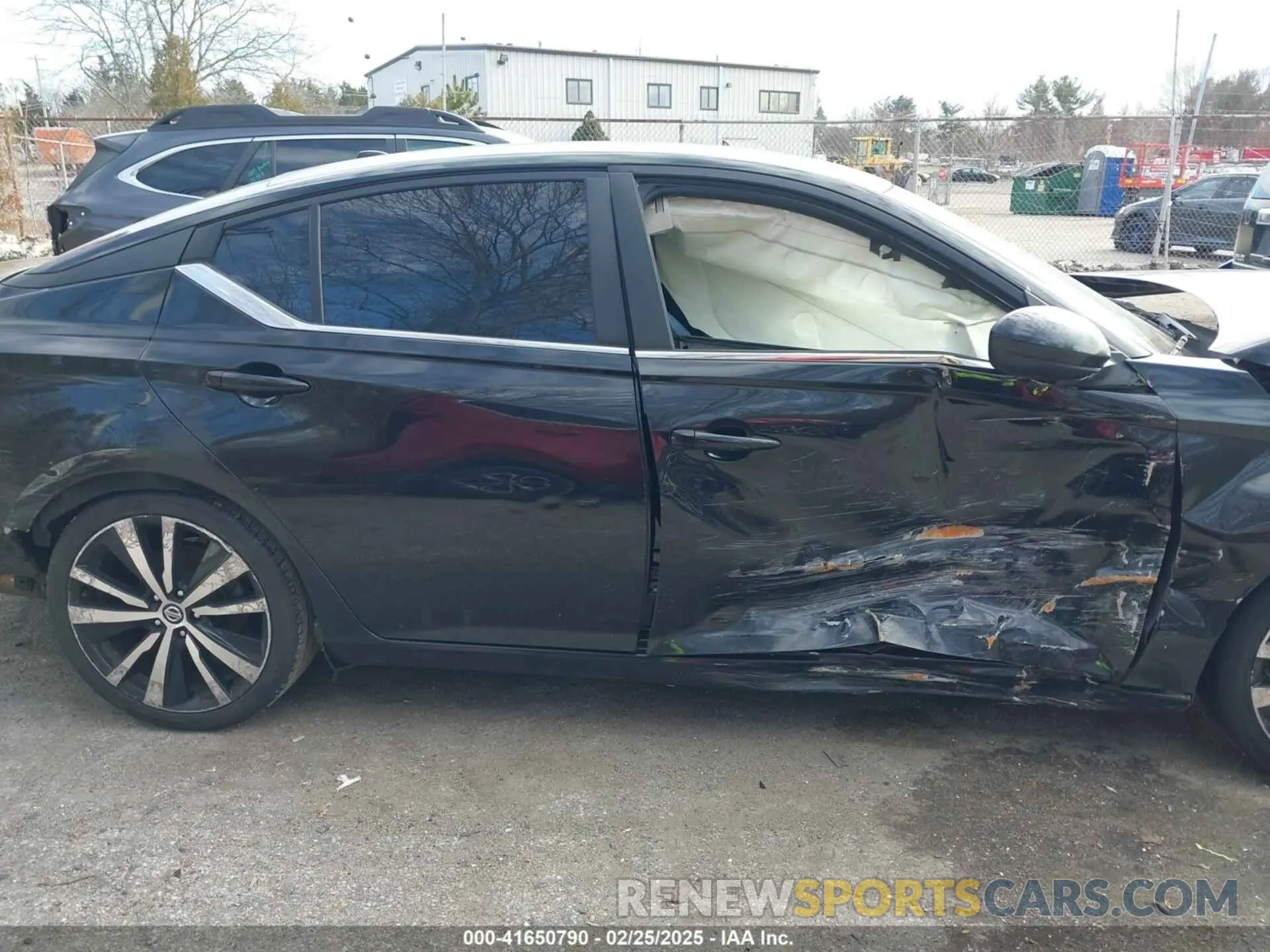 14 Photograph of a damaged car 1N4BL4CV9MN318101 NISSAN ALTIMA 2021