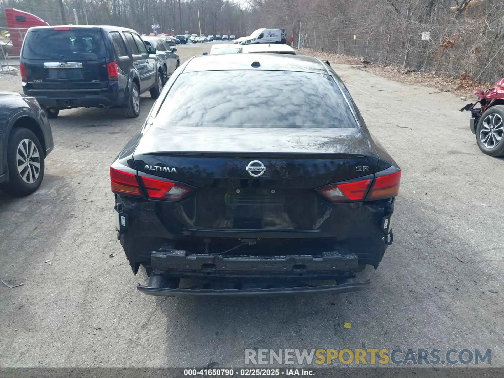 17 Photograph of a damaged car 1N4BL4CV9MN318101 NISSAN ALTIMA 2021