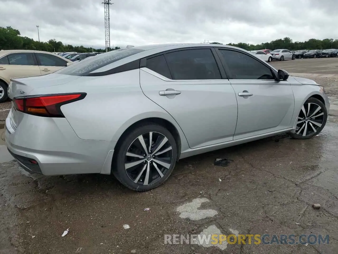 3 Photograph of a damaged car 1N4BL4CV9MN395115 NISSAN ALTIMA 2021