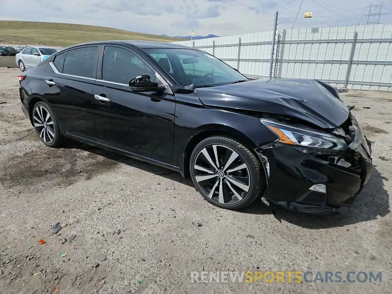 4 Photograph of a damaged car 1N4BL4CVXMN363144 NISSAN ALTIMA 2021