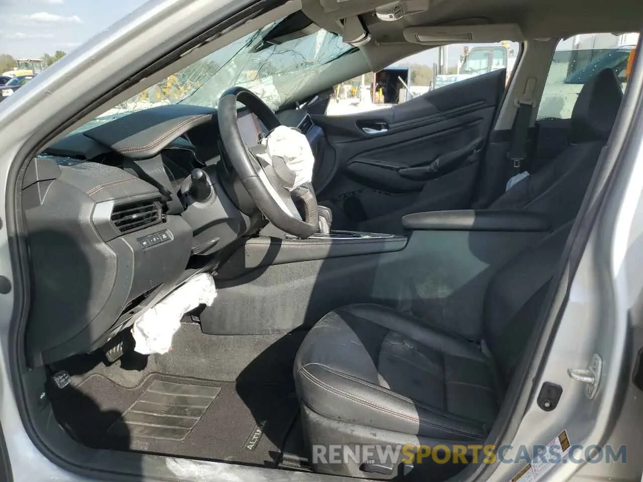 7 Photograph of a damaged car 1N4BL4CVXMN386598 NISSAN ALTIMA 2021