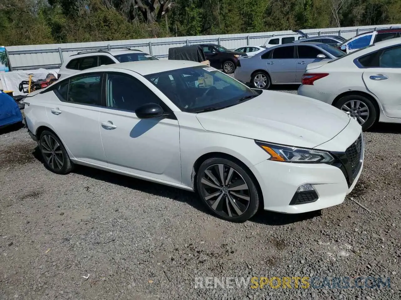 4 Photograph of a damaged car 1N4BL4CVXMN390859 NISSAN ALTIMA 2021