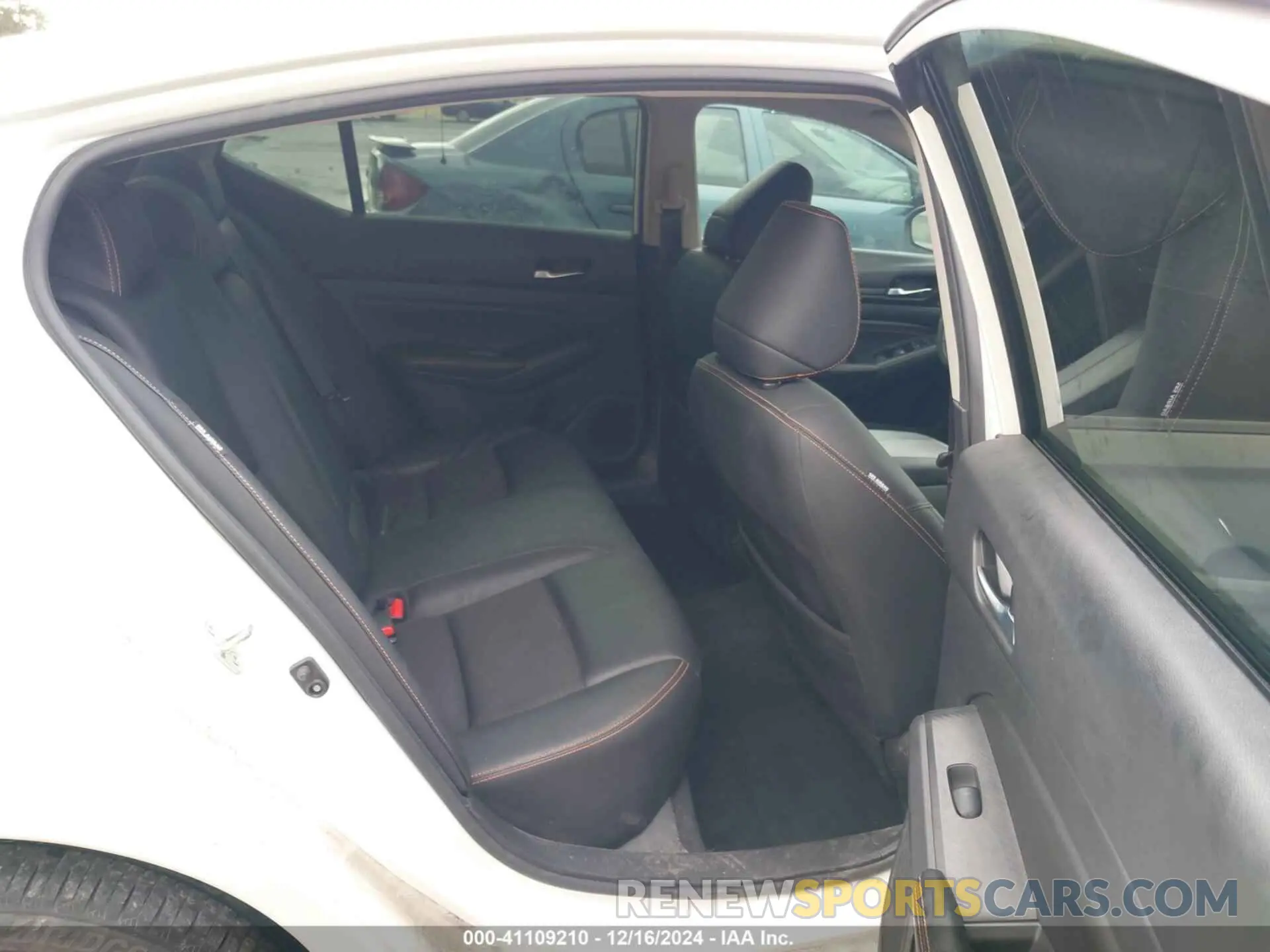 8 Photograph of a damaged car 1N4BL4CVXMN397603 NISSAN ALTIMA 2021