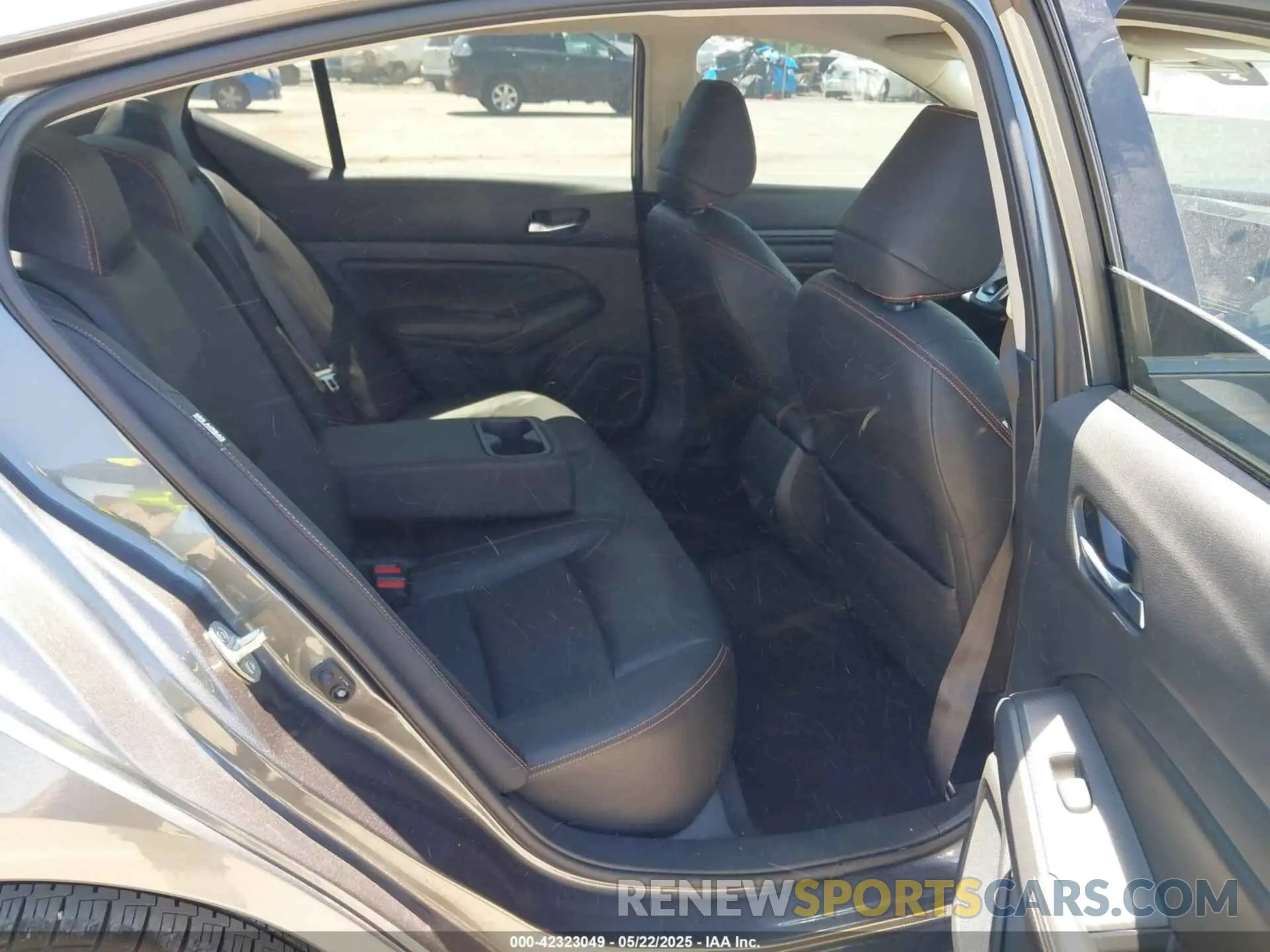 8 Photograph of a damaged car 1N4BL4CWXMN344330 NISSAN ALTIMA 2021