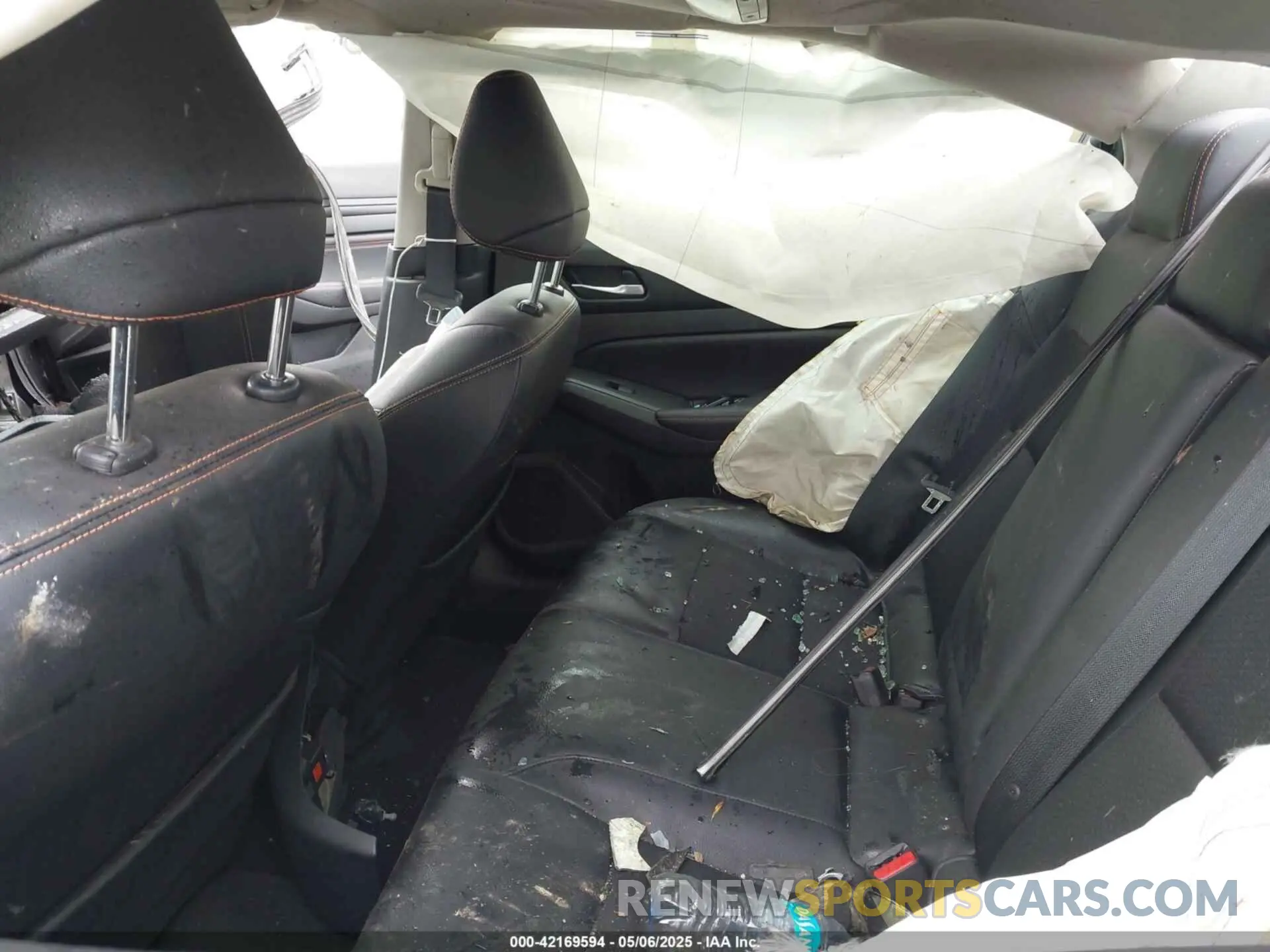 8 Photograph of a damaged car 1N4BL4CWXMN371043 NISSAN ALTIMA 2021
