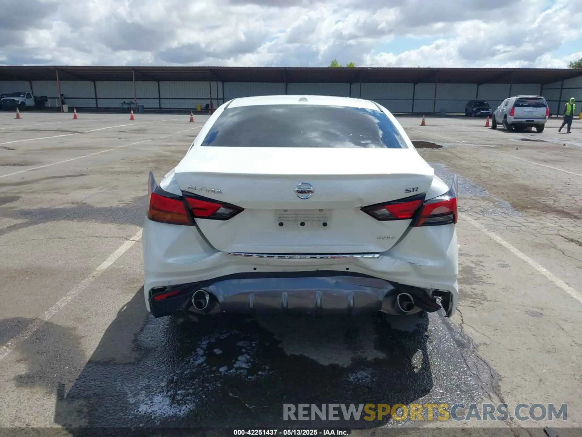 16 Photograph of a damaged car 1N4BL4CWXMN401139 NISSAN ALTIMA 2021