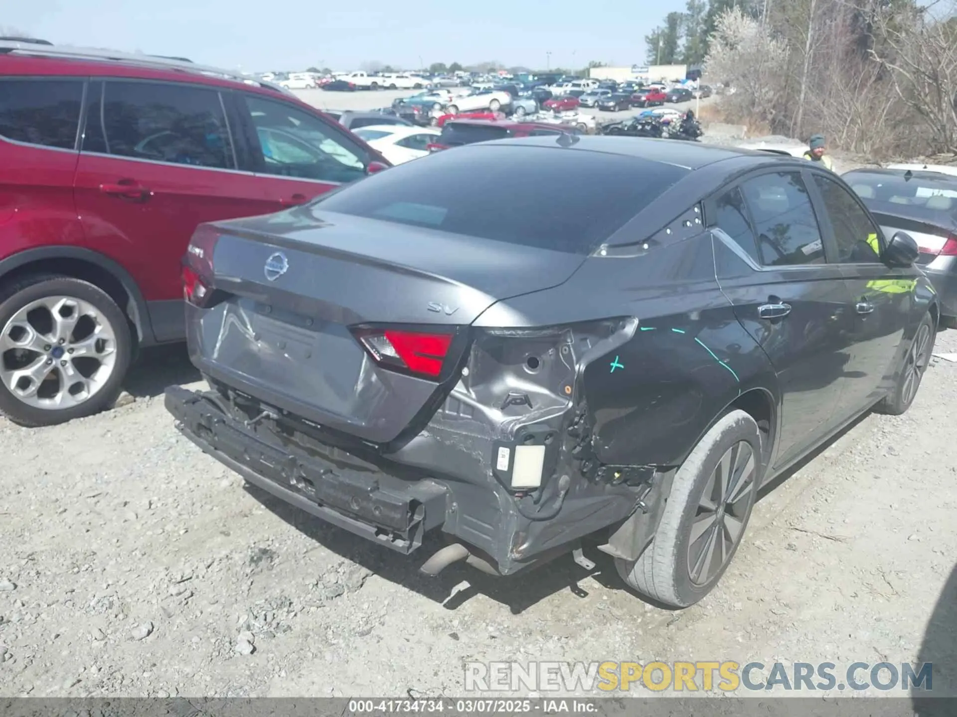 4 Photograph of a damaged car 1N4BL4DV0MN357870 NISSAN ALTIMA 2021