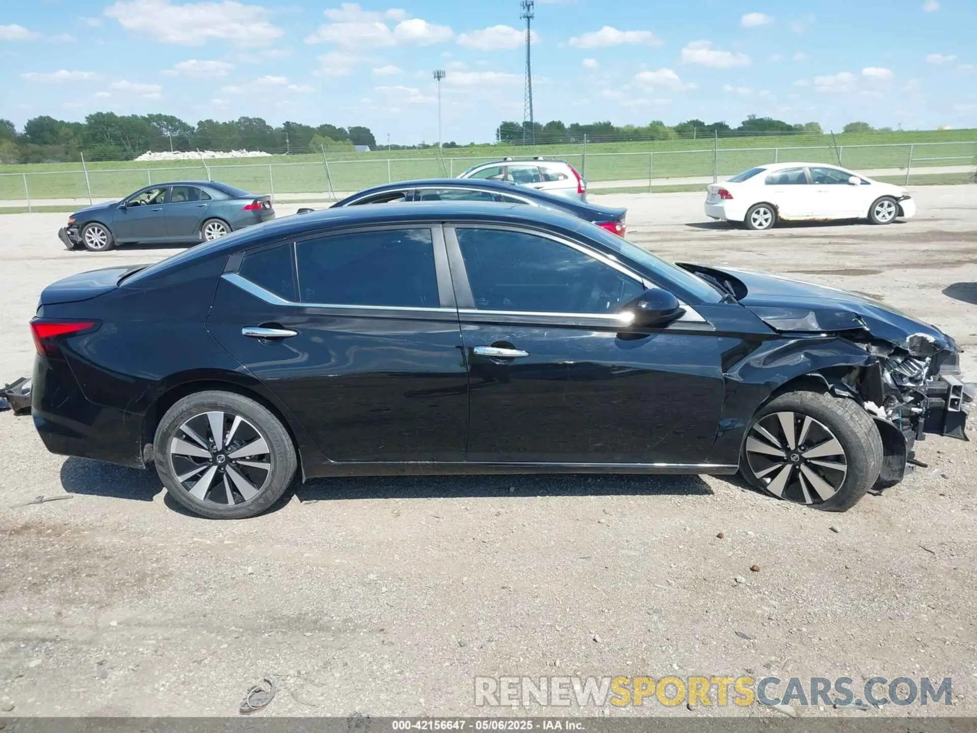 14 Photograph of a damaged car 1N4BL4DV0MN360123 NISSAN ALTIMA 2021
