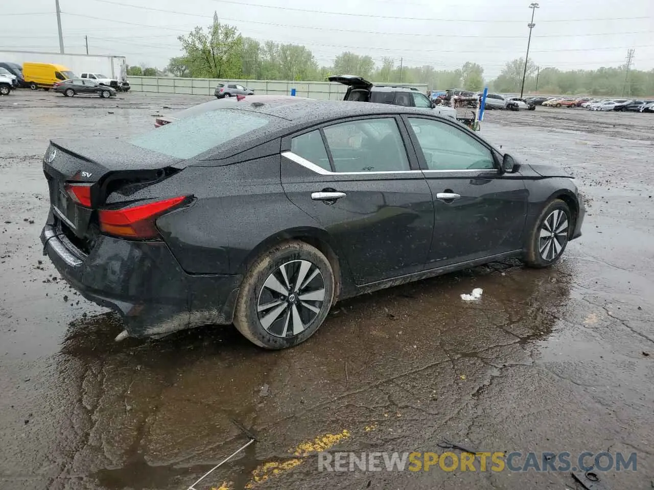 3 Photograph of a damaged car 1N4BL4DV0MN367136 NISSAN ALTIMA 2021
