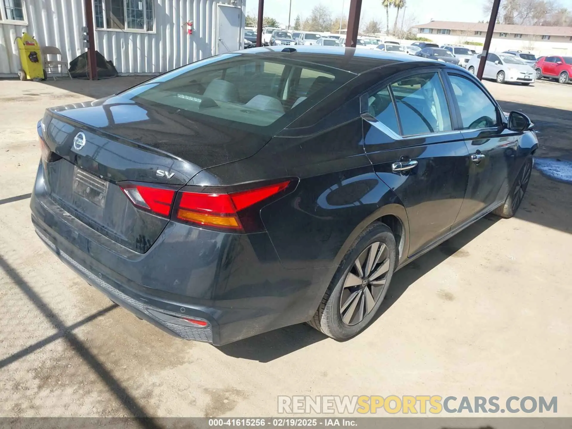 4 Photograph of a damaged car 1N4BL4DV0MN378783 NISSAN ALTIMA 2021