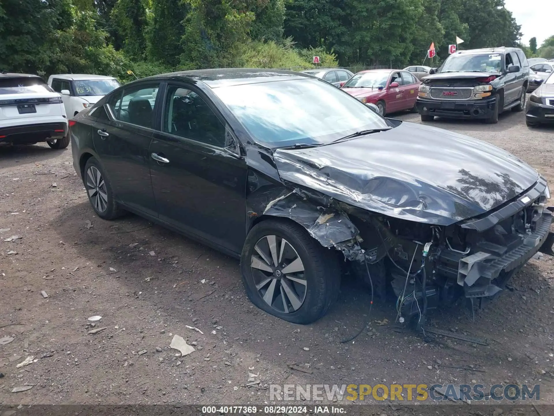 13 Photograph of a damaged car 1N4BL4DV0MN380033 NISSAN ALTIMA 2021