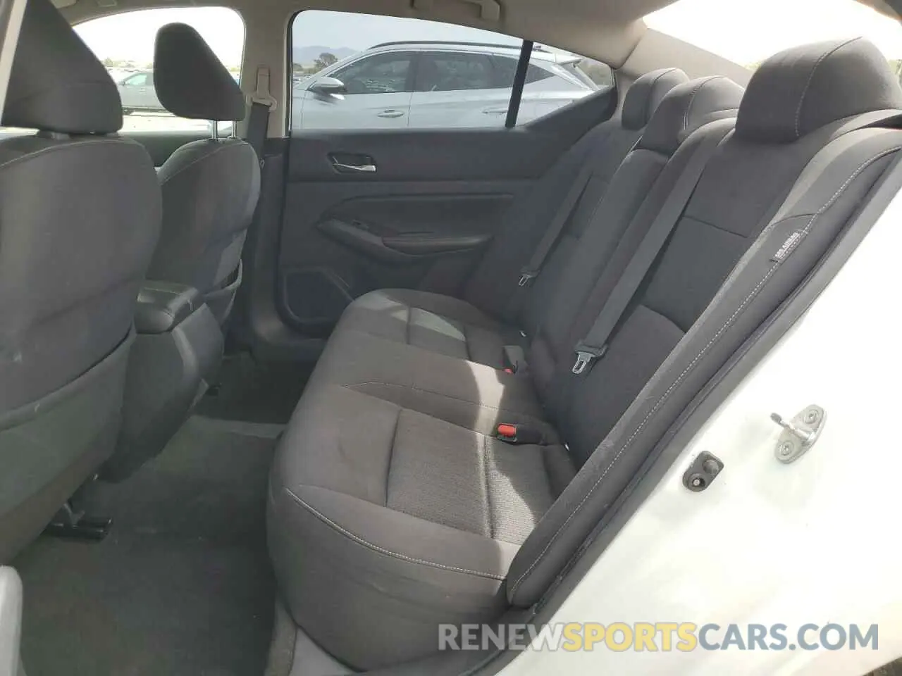 10 Photograph of a damaged car 1N4BL4DV0MN415508 NISSAN ALTIMA 2021