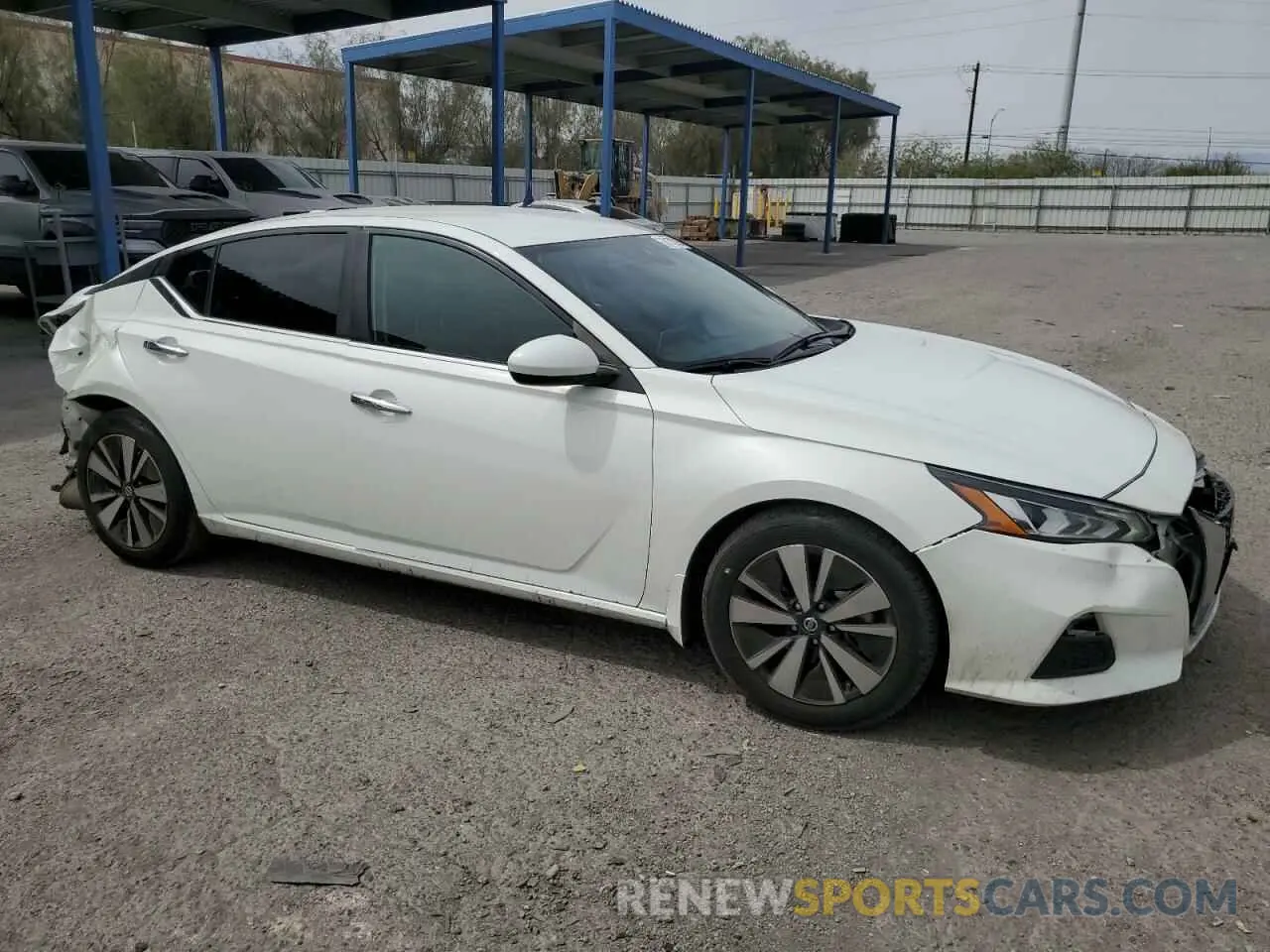 4 Photograph of a damaged car 1N4BL4DV0MN415508 NISSAN ALTIMA 2021
