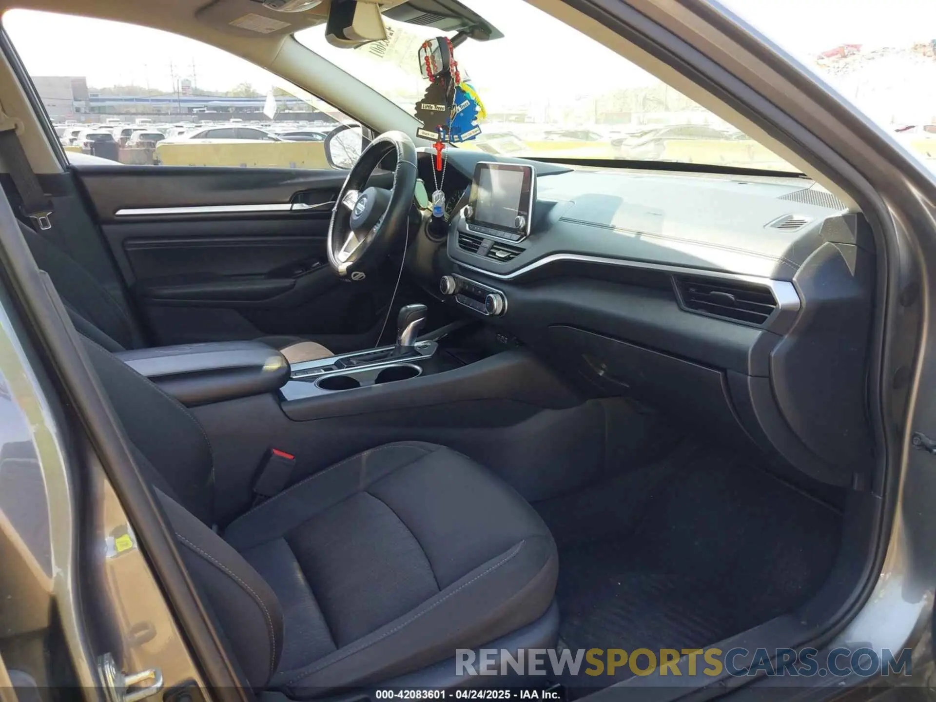 5 Photograph of a damaged car 1N4BL4DV1MN310265 NISSAN ALTIMA 2021