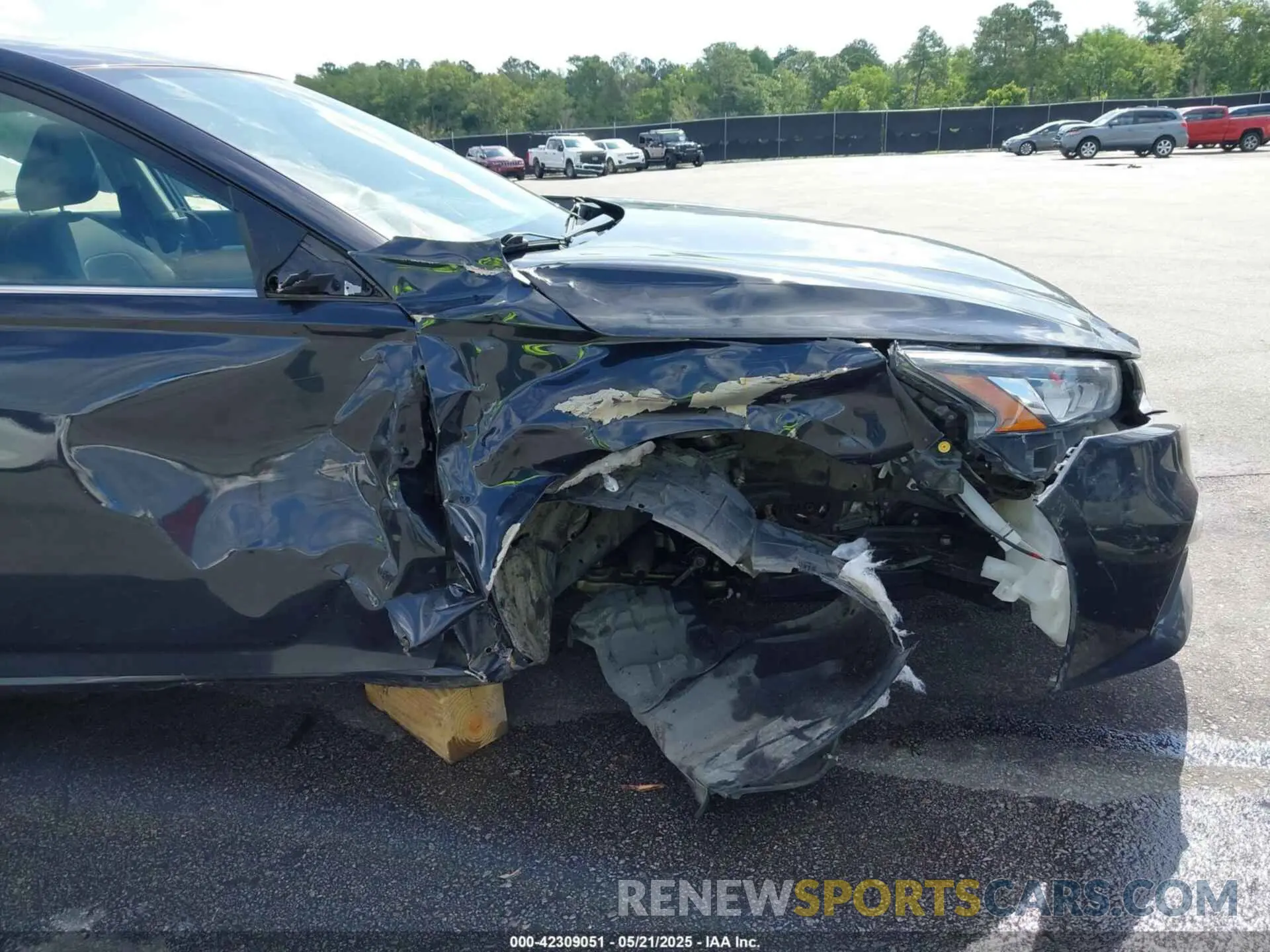 17 Photograph of a damaged car 1N4BL4DV1MN359241 NISSAN ALTIMA 2021