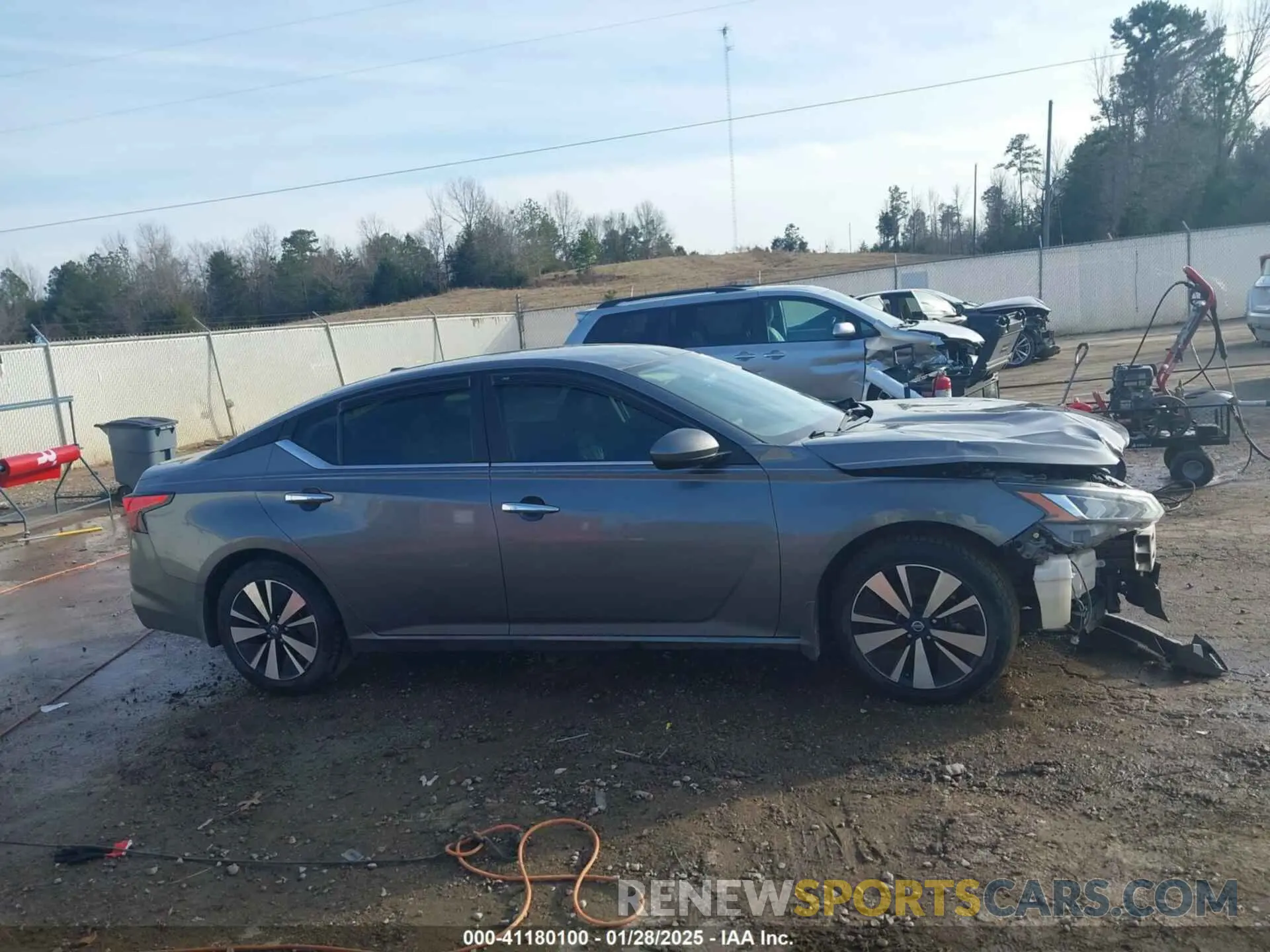 14 Photograph of a damaged car 1N4BL4DV1MN417395 NISSAN ALTIMA 2021