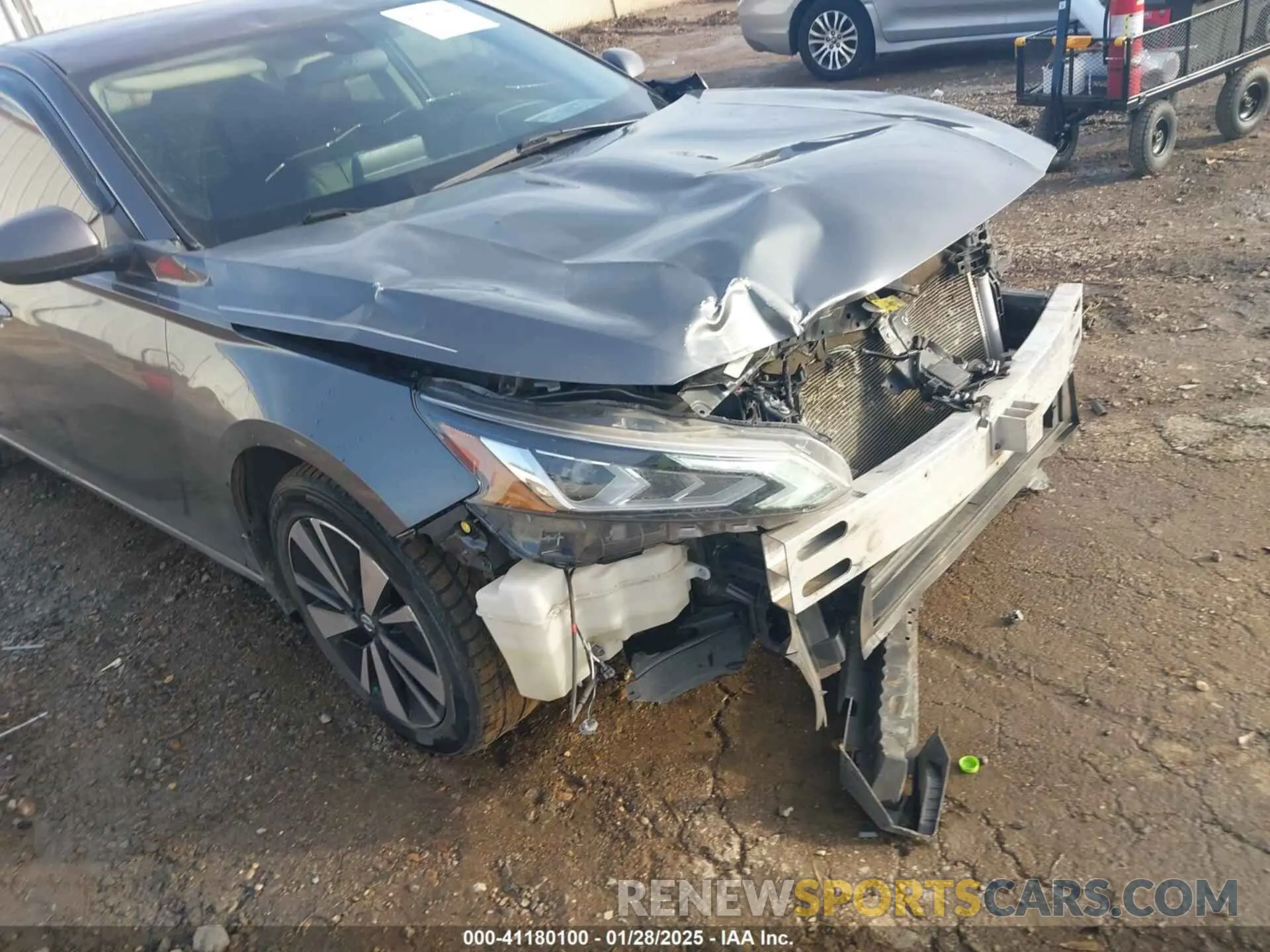 19 Photograph of a damaged car 1N4BL4DV1MN417395 NISSAN ALTIMA 2021