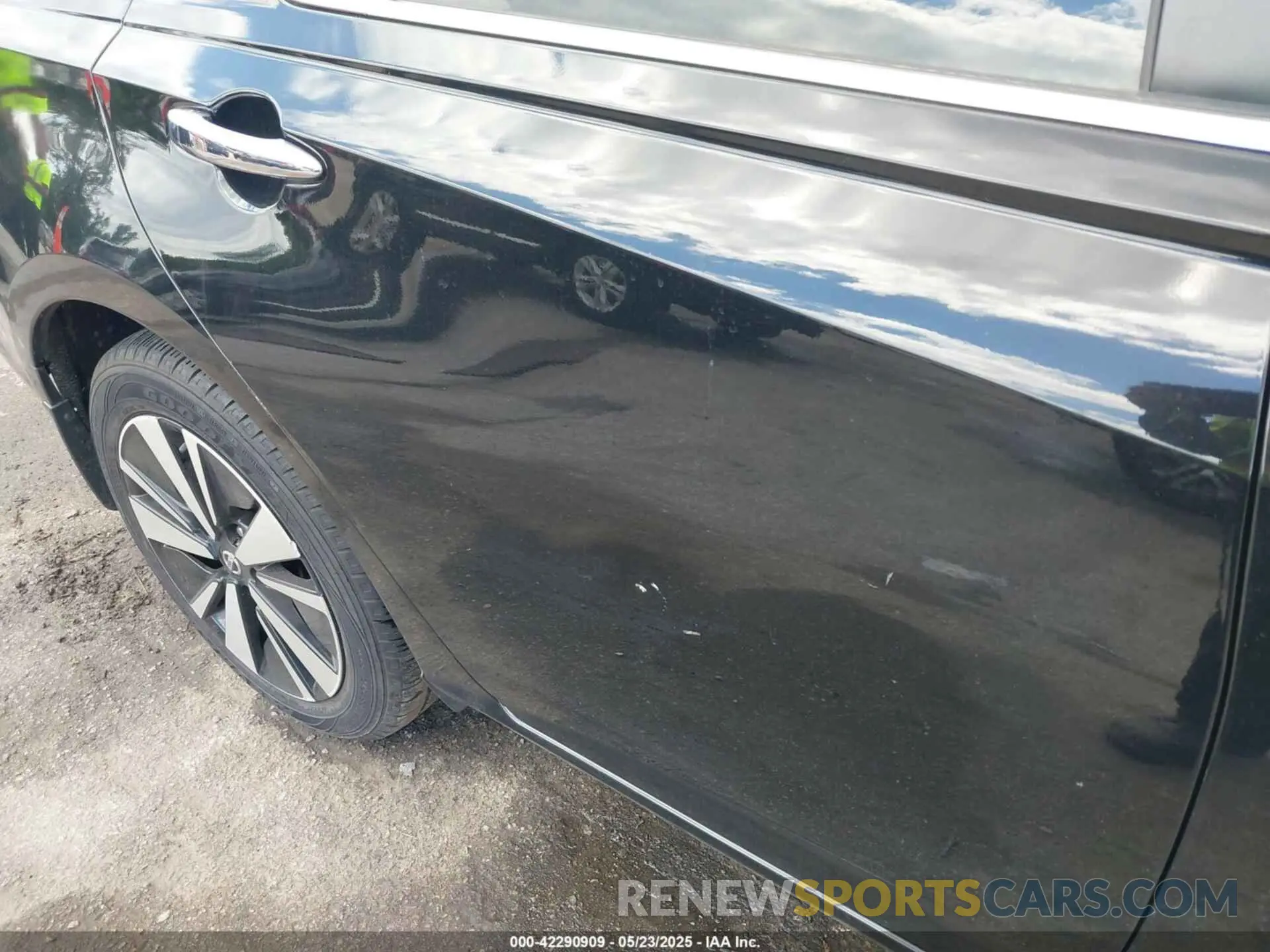 6 Photograph of a damaged car 1N4BL4DV2MN302661 NISSAN ALTIMA 2021