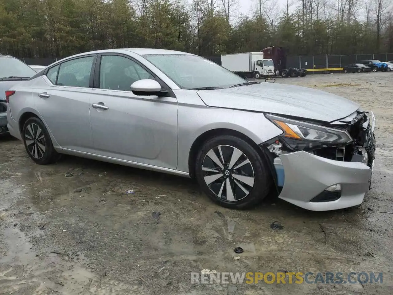 4 Photograph of a damaged car 1N4BL4DV2MN328287 NISSAN ALTIMA 2021
