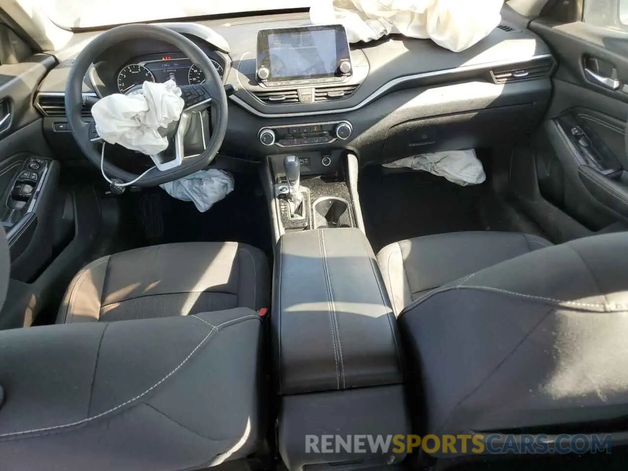 8 Photograph of a damaged car 1N4BL4DV2MN336440 NISSAN ALTIMA 2021
