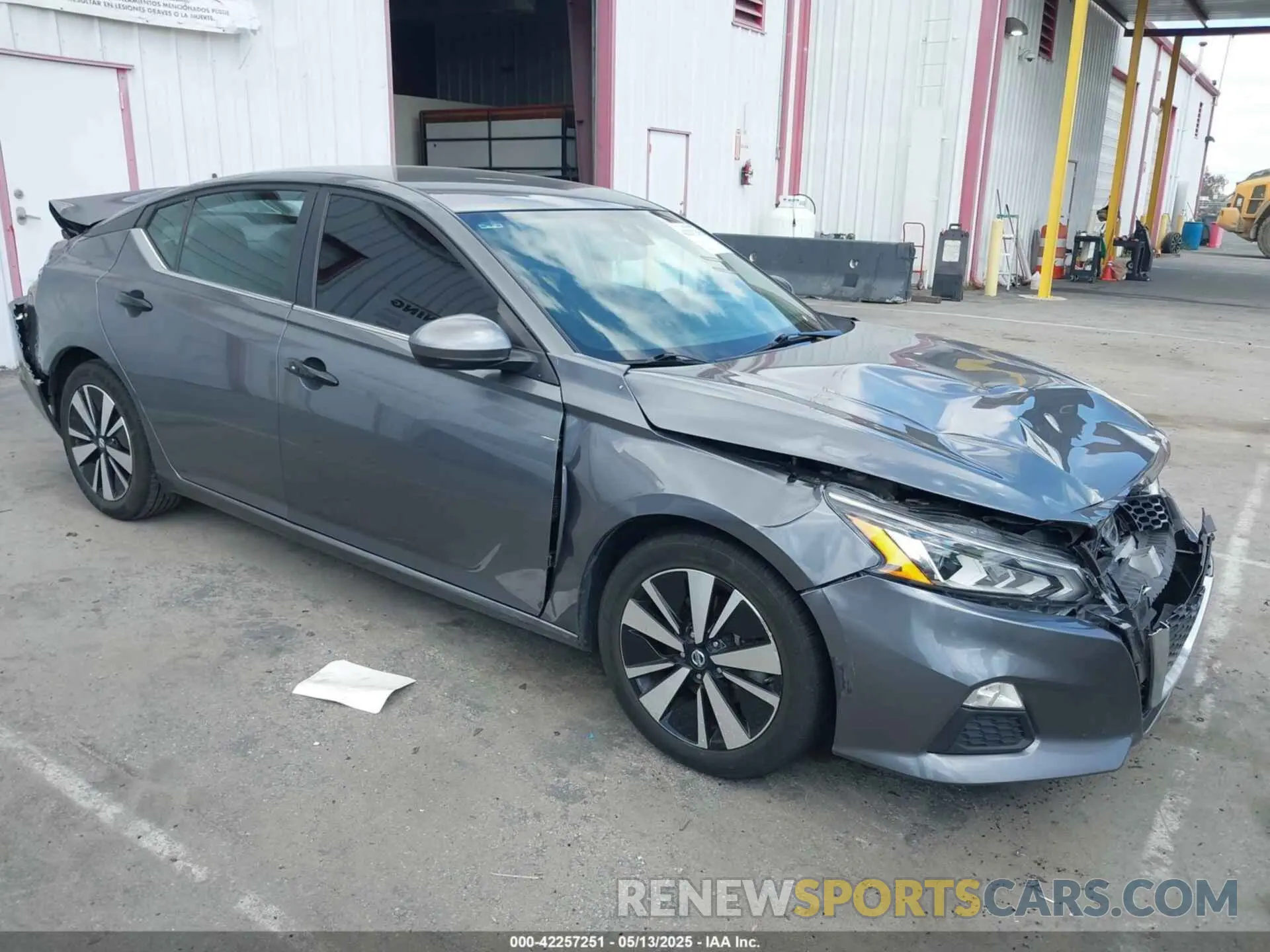 1 Photograph of a damaged car 1N4BL4DV2MN364089 NISSAN ALTIMA 2021