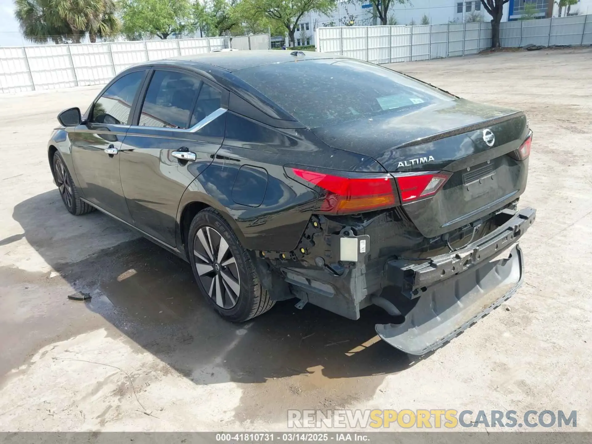 3 Photograph of a damaged car 1N4BL4DV2MN365405 NISSAN ALTIMA 2021