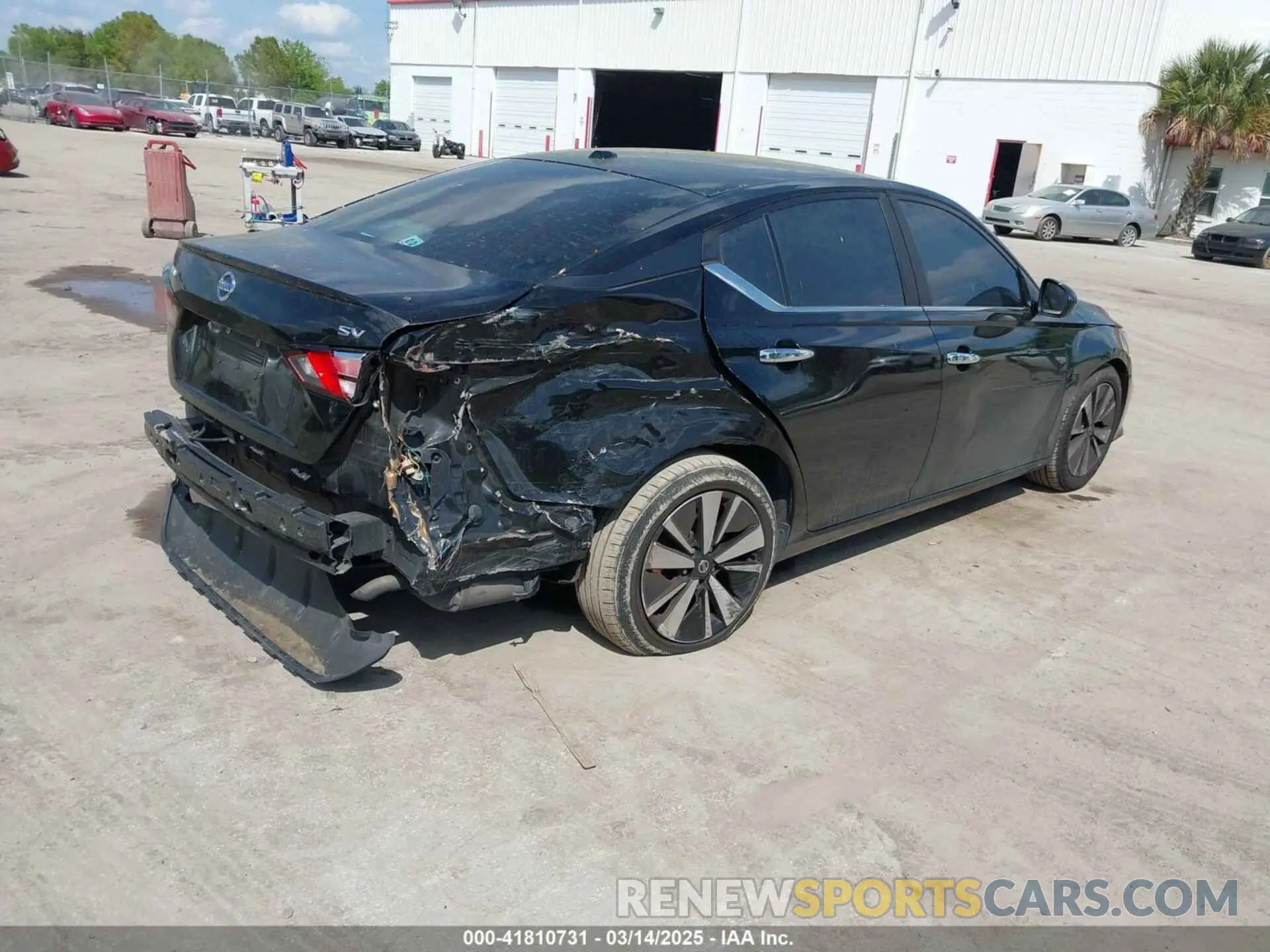4 Photograph of a damaged car 1N4BL4DV2MN365405 NISSAN ALTIMA 2021