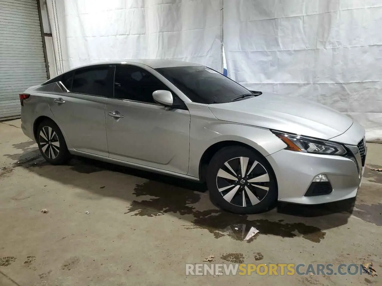 4 Photograph of a damaged car 1N4BL4DV2MN373911 NISSAN ALTIMA 2021