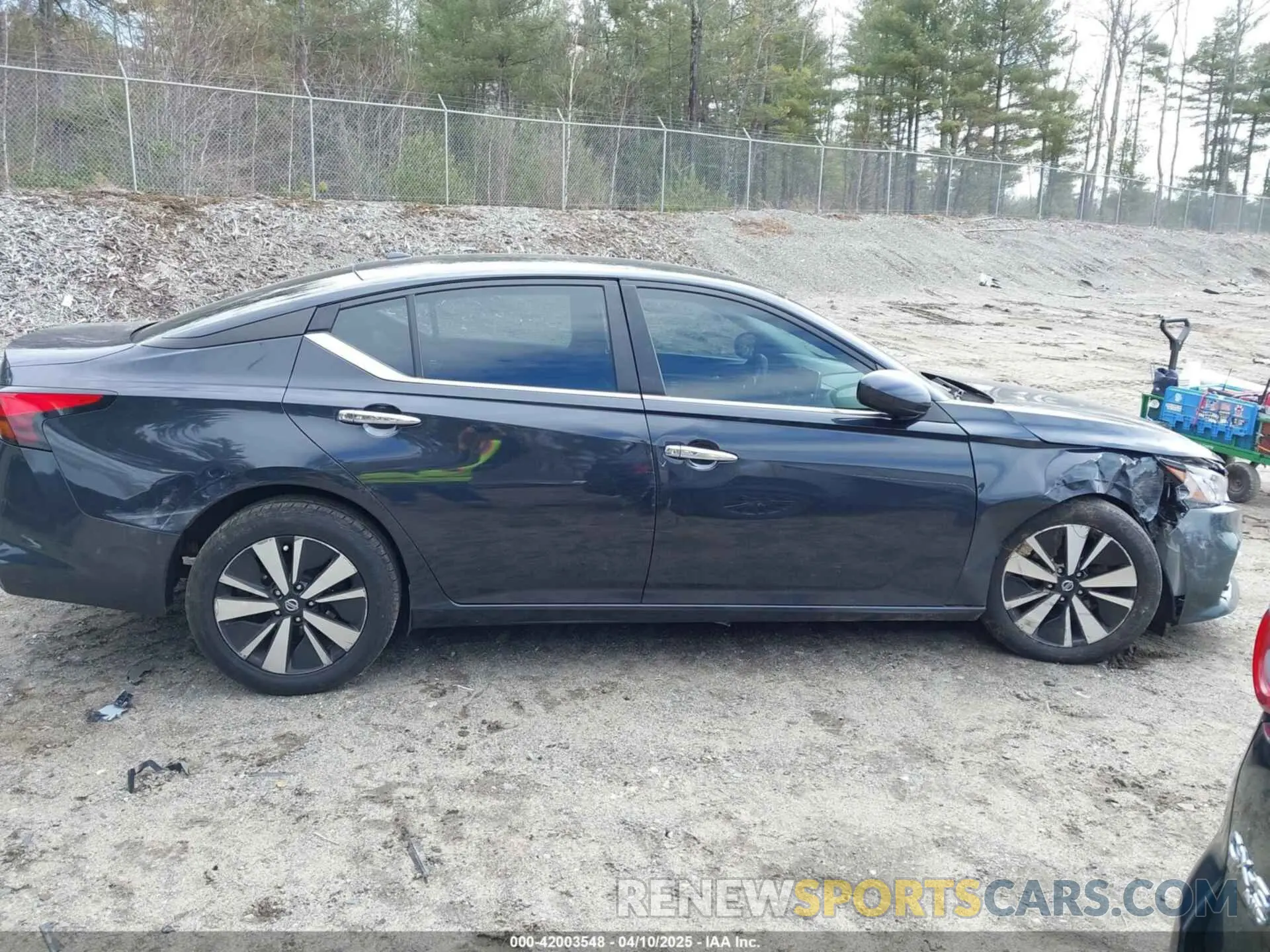 13 Photograph of a damaged car 1N4BL4DV2MN394628 NISSAN ALTIMA 2021