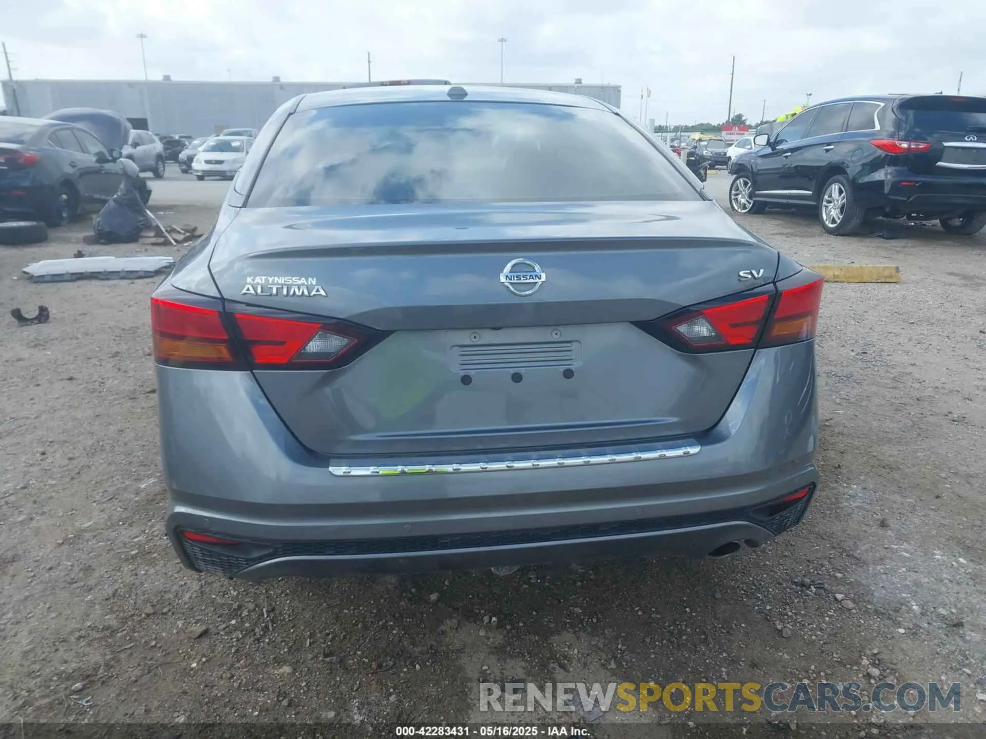 17 Photograph of a damaged car 1N4BL4DV3MN304659 NISSAN ALTIMA 2021