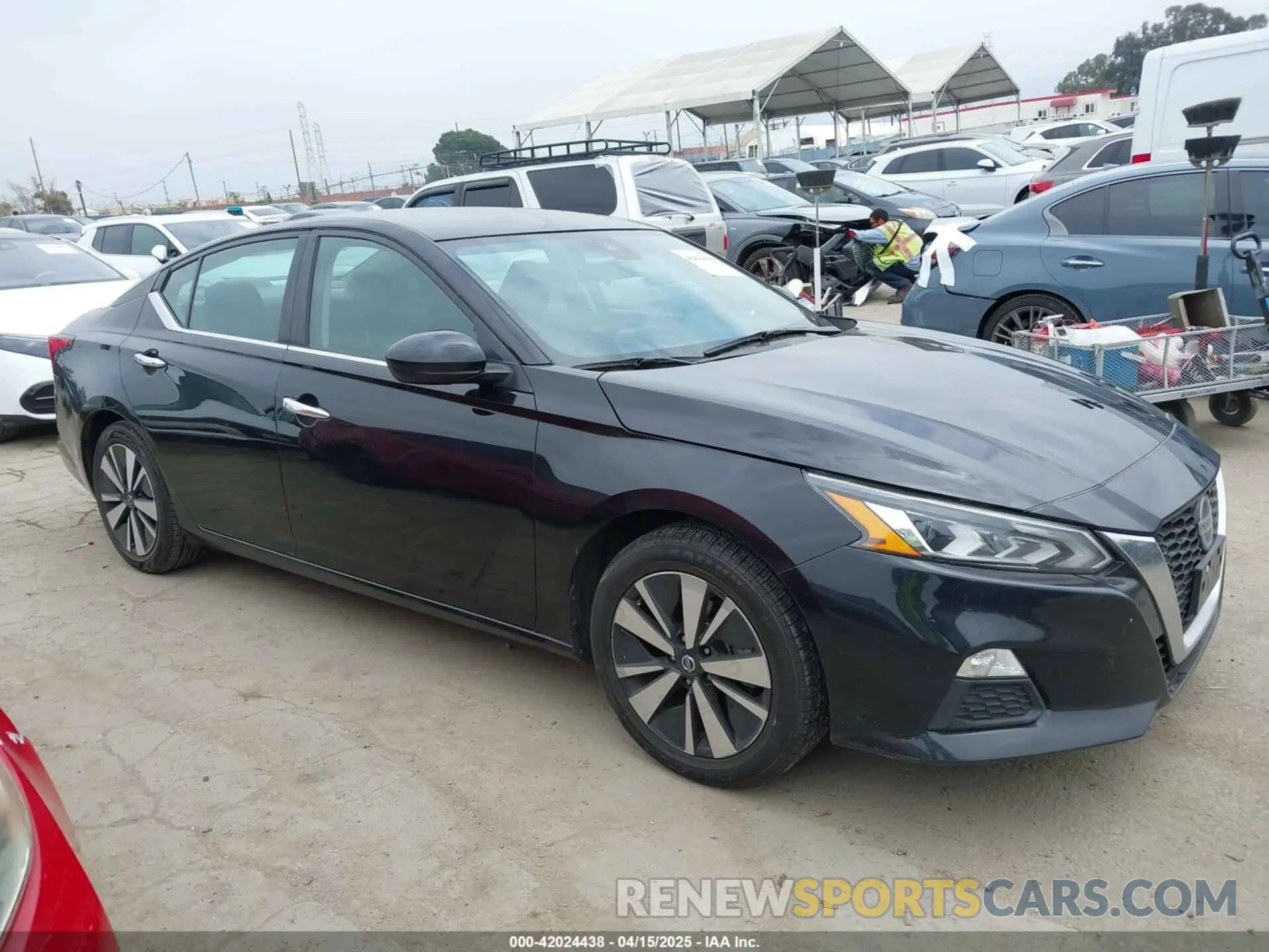 13 Photograph of a damaged car 1N4BL4DV3MN306024 NISSAN ALTIMA 2021