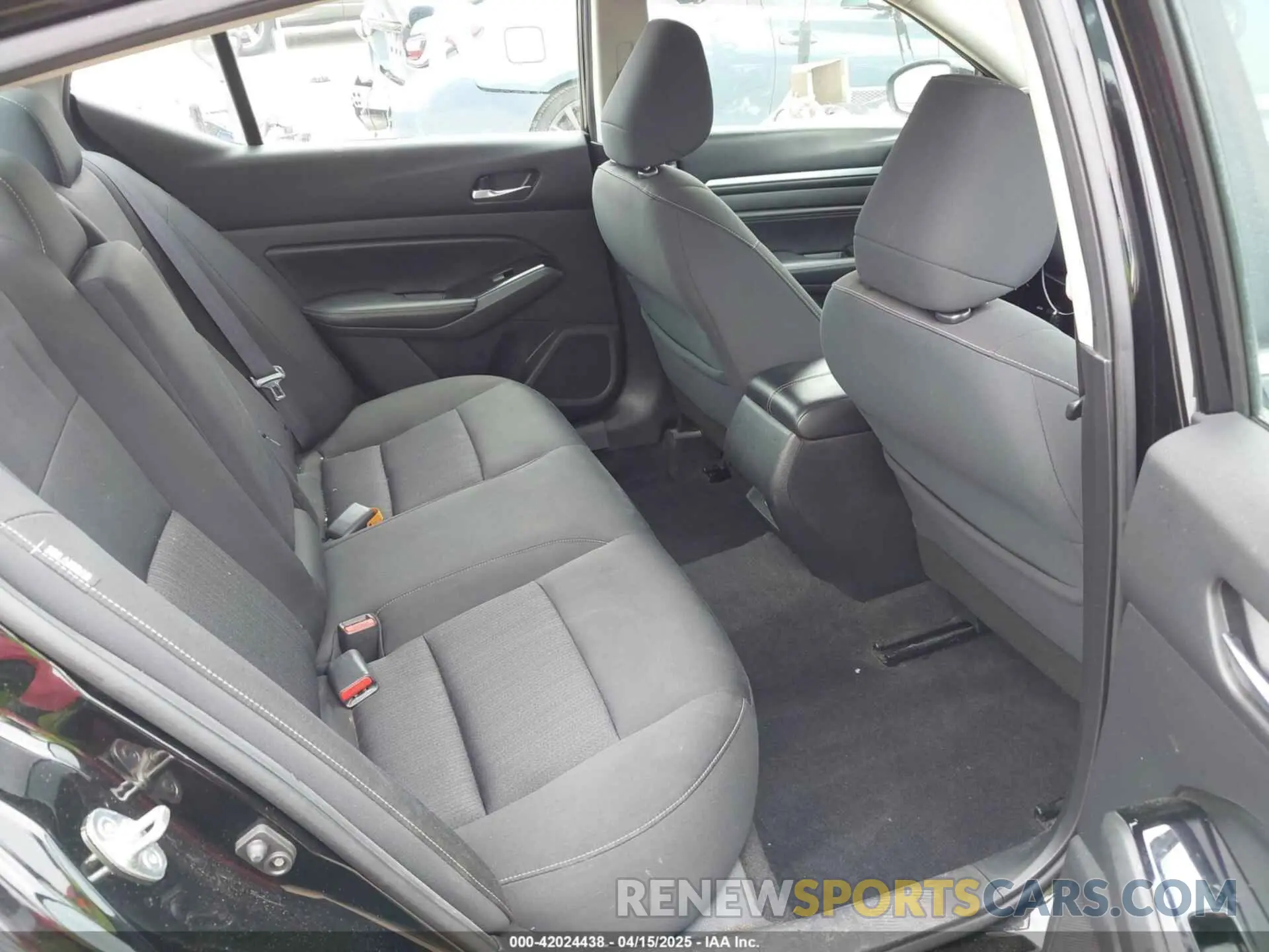 8 Photograph of a damaged car 1N4BL4DV3MN306024 NISSAN ALTIMA 2021