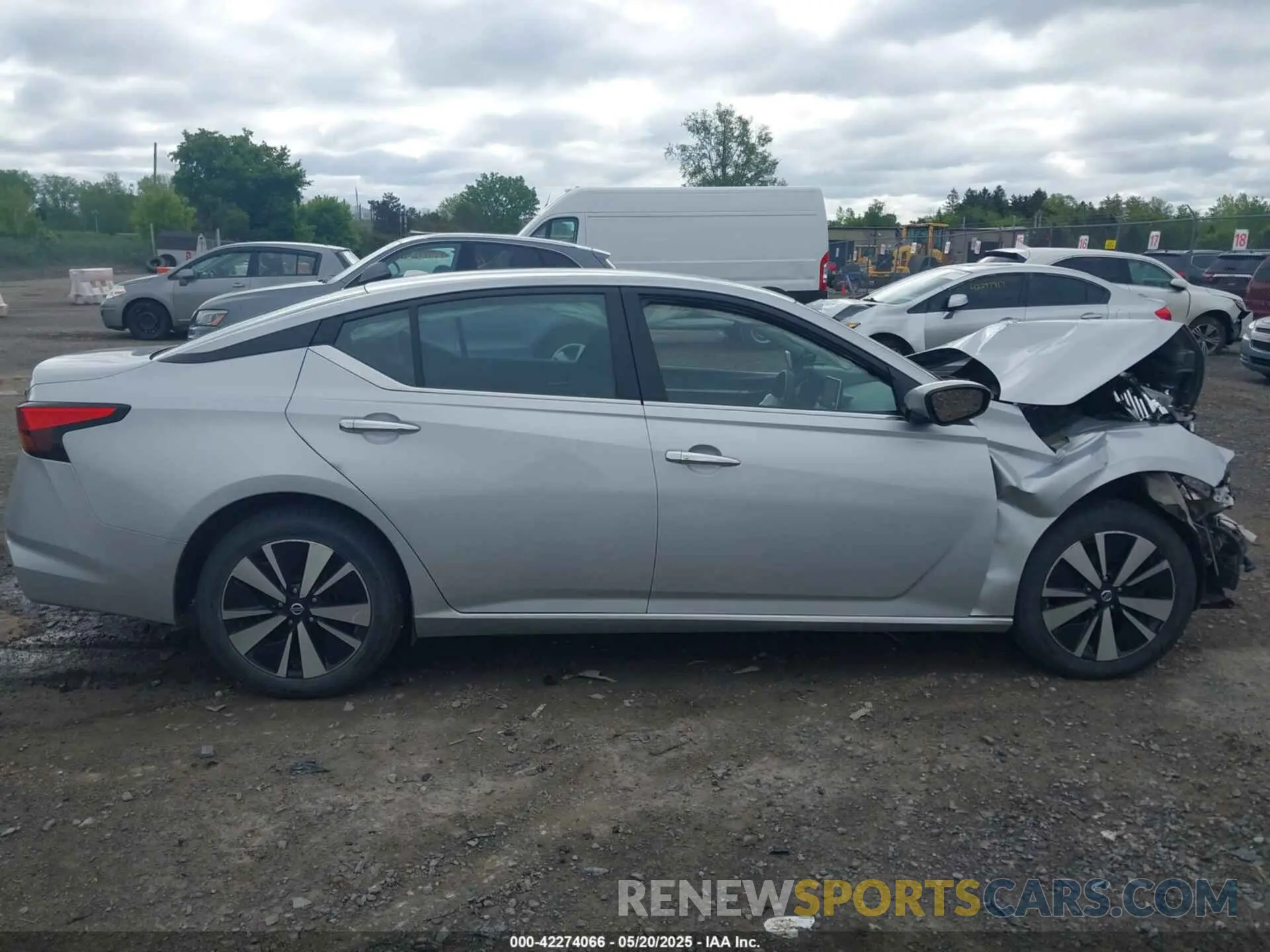 14 Photograph of a damaged car 1N4BL4DV3MN309943 NISSAN ALTIMA 2021