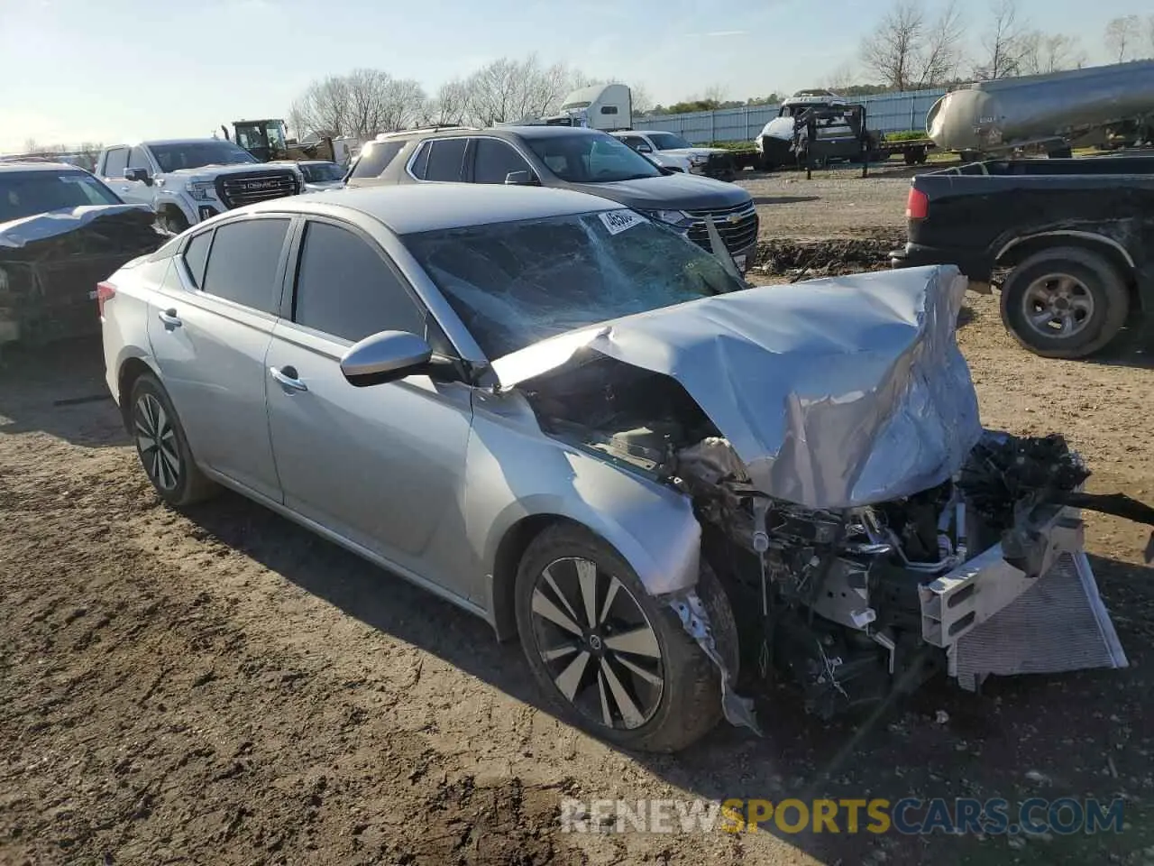 4 Photograph of a damaged car 1N4BL4DV3MN331991 NISSAN ALTIMA 2021