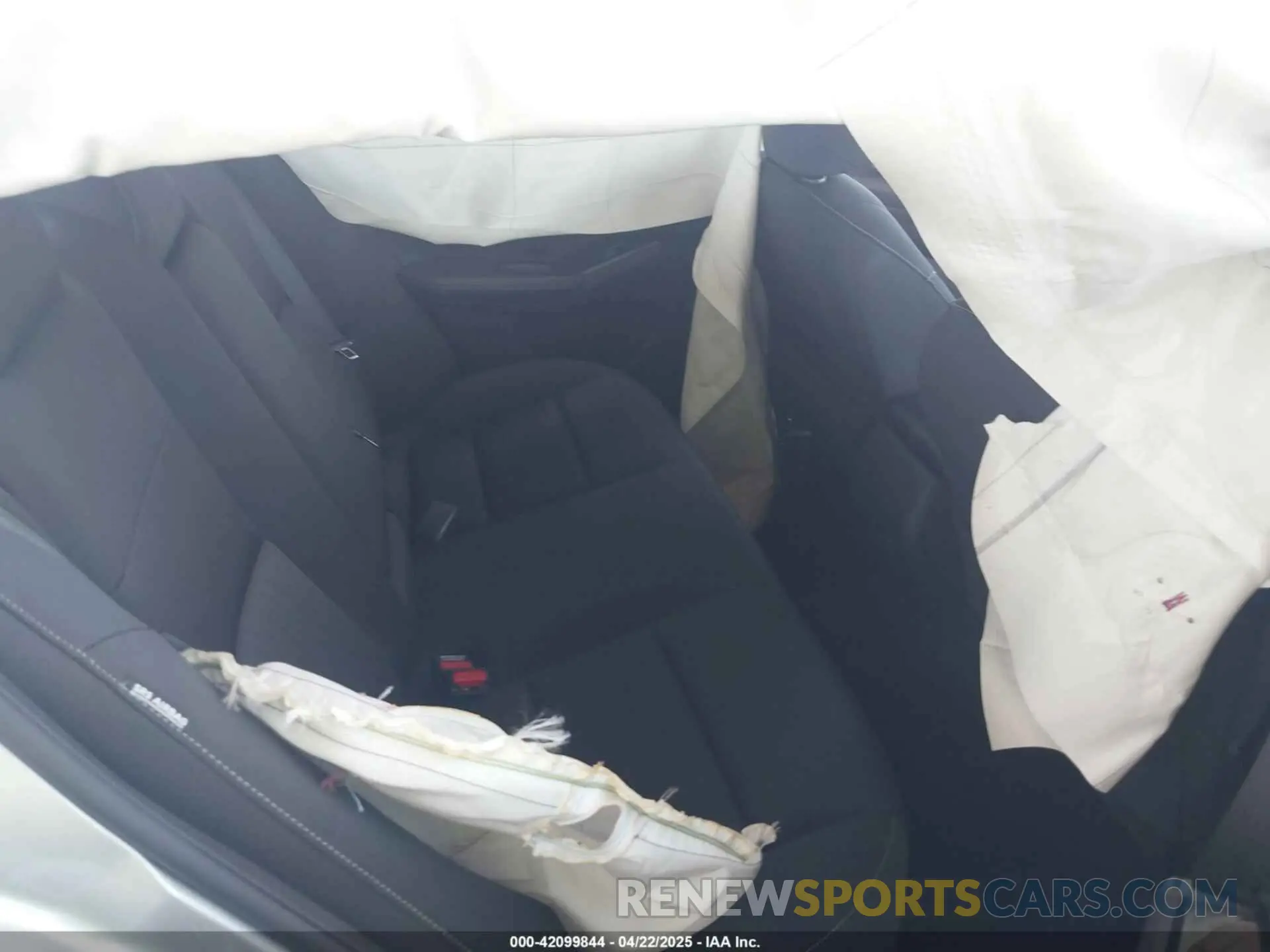 8 Photograph of a damaged car 1N4BL4DV3MN334941 NISSAN ALTIMA 2021