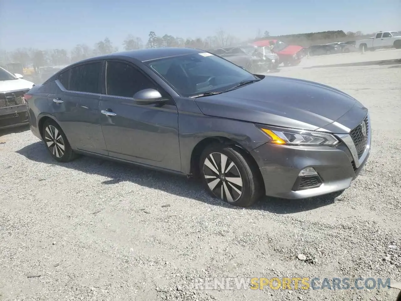 4 Photograph of a damaged car 1N4BL4DV3MN339413 NISSAN ALTIMA 2021